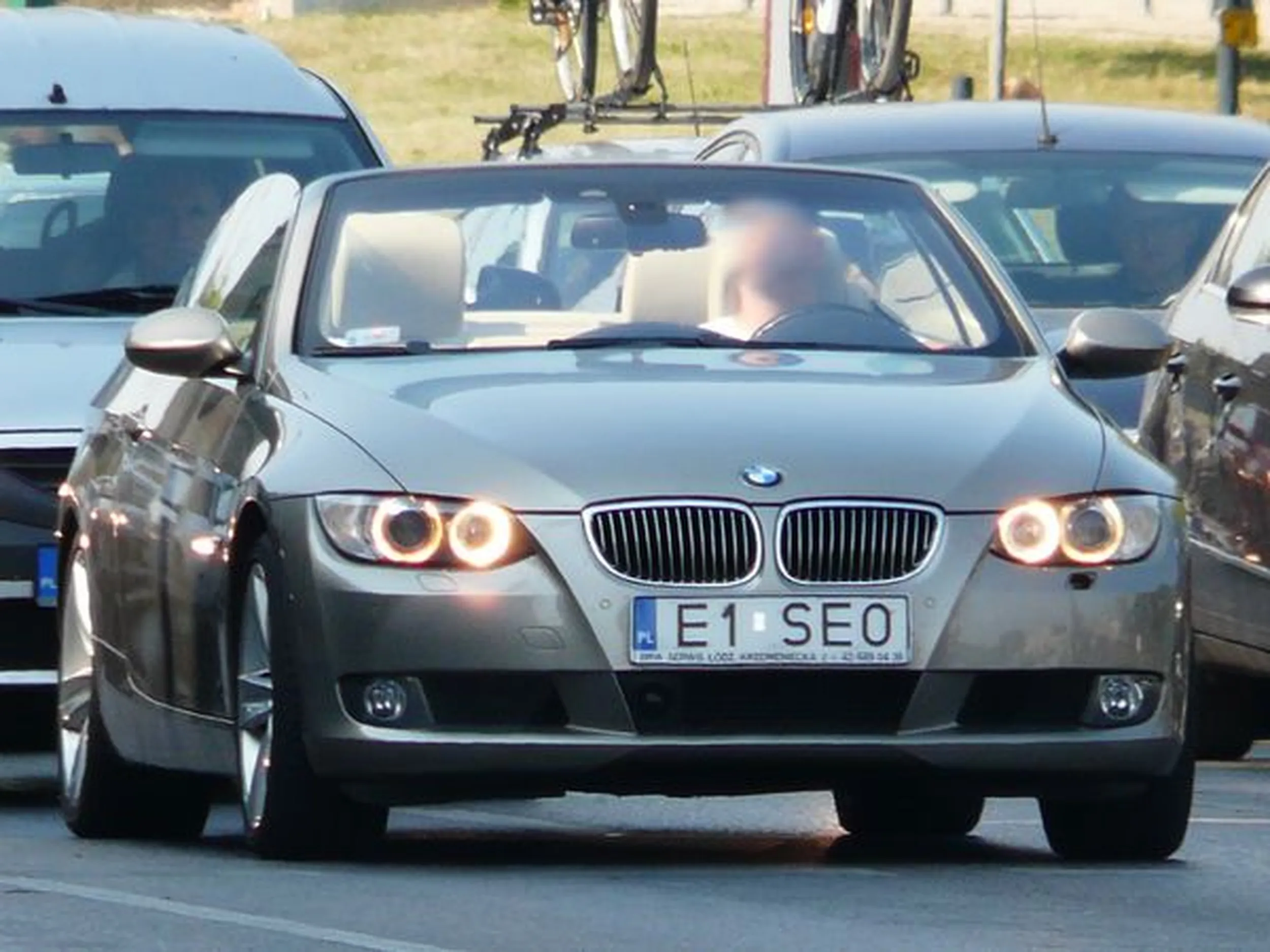 Fajny numer, blacha E1 SEO