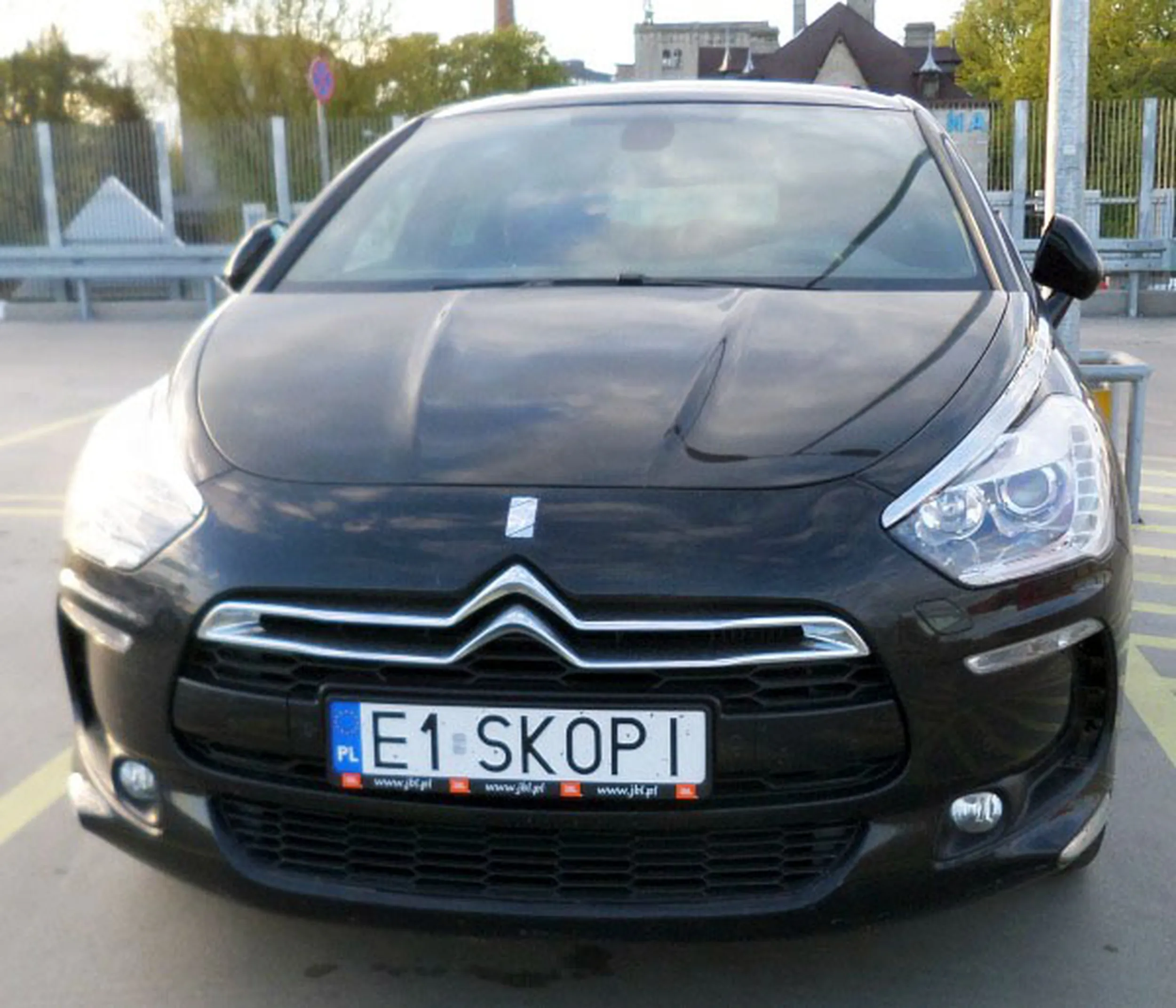 Fajny numer, blacha E1 SKOPI