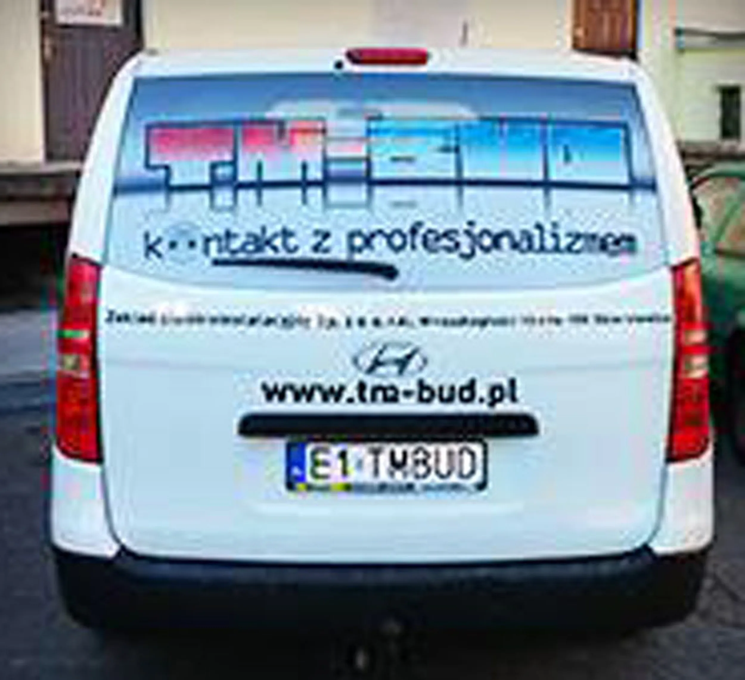 Fajny numer, blacha E1 TMBUD