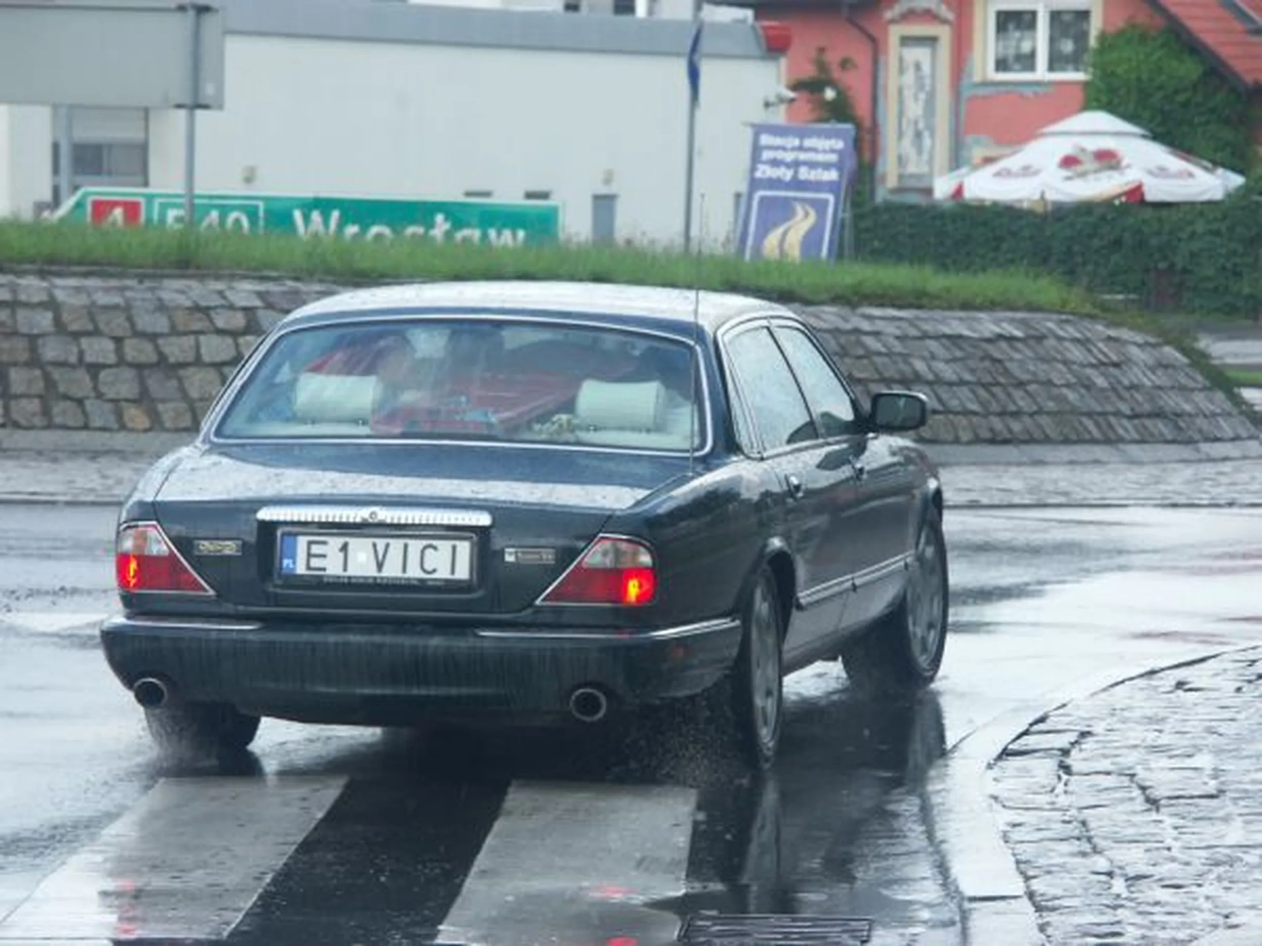 Fajny numer, blacha E1 VICI