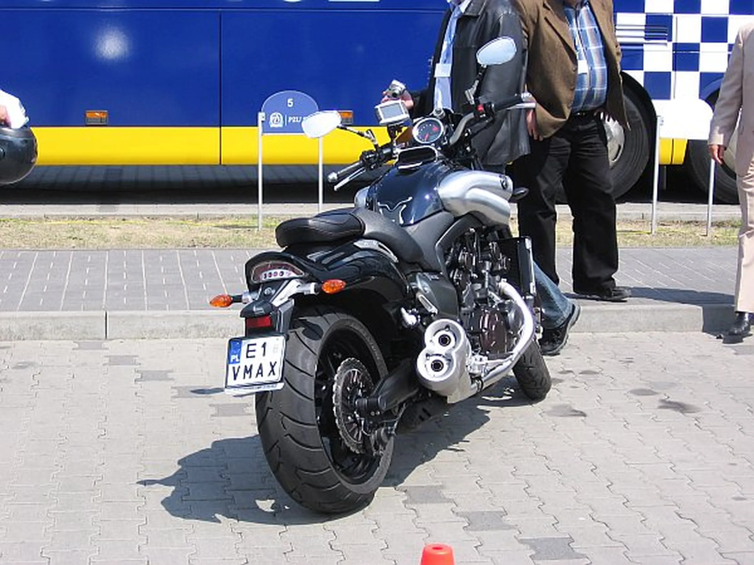 Fajny numer, blacha E1 VMAX