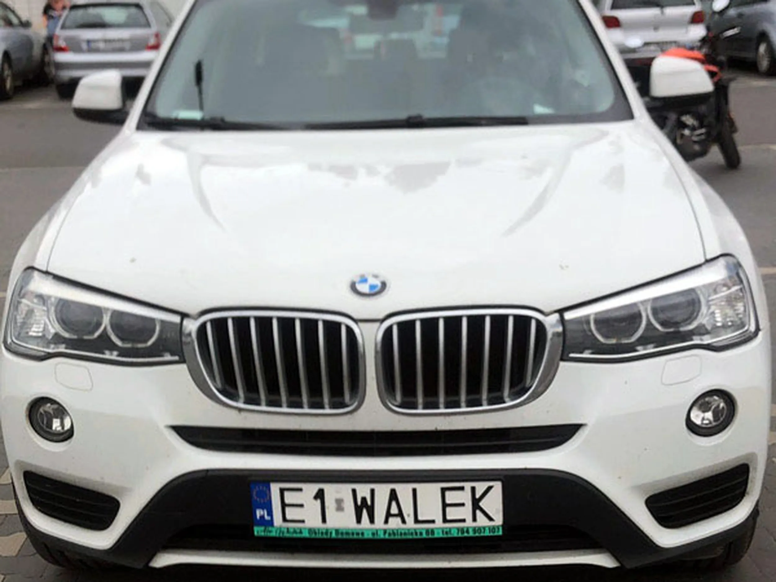 Fajny numer, blacha E1 WALEK