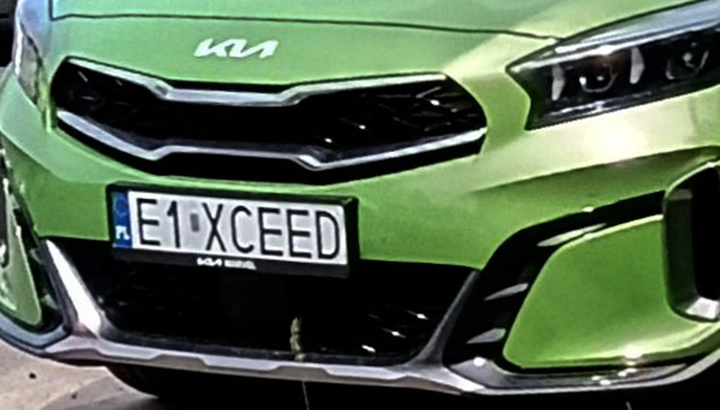 Fajny numer, blacha E1 XCEED