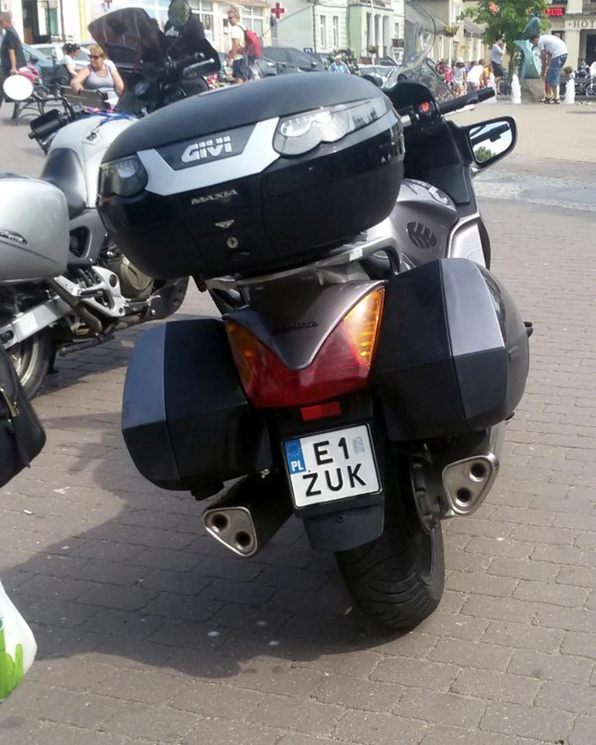 Fajny numer, blacha E1 ZUK