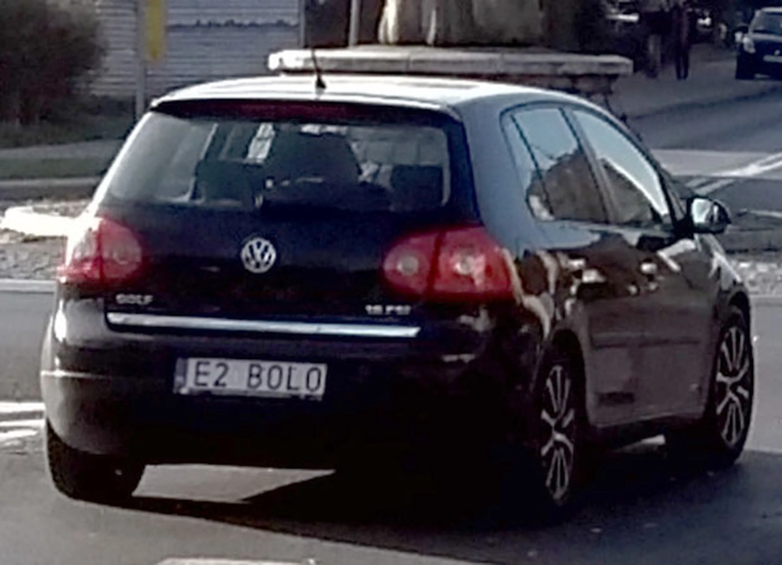 Fajny numer, blacha E2 BOLO