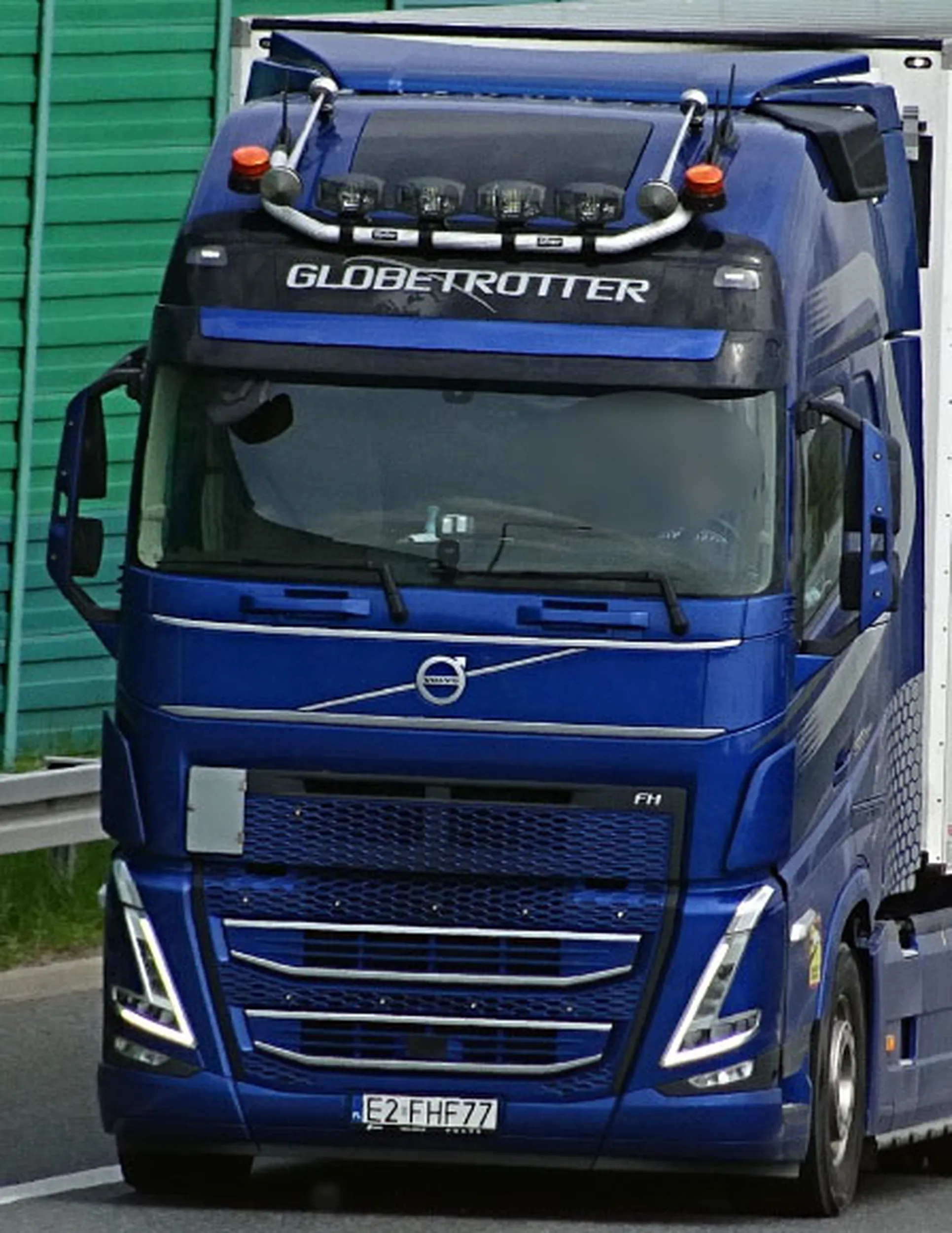 Fajny numer, blacha E2 FHF77