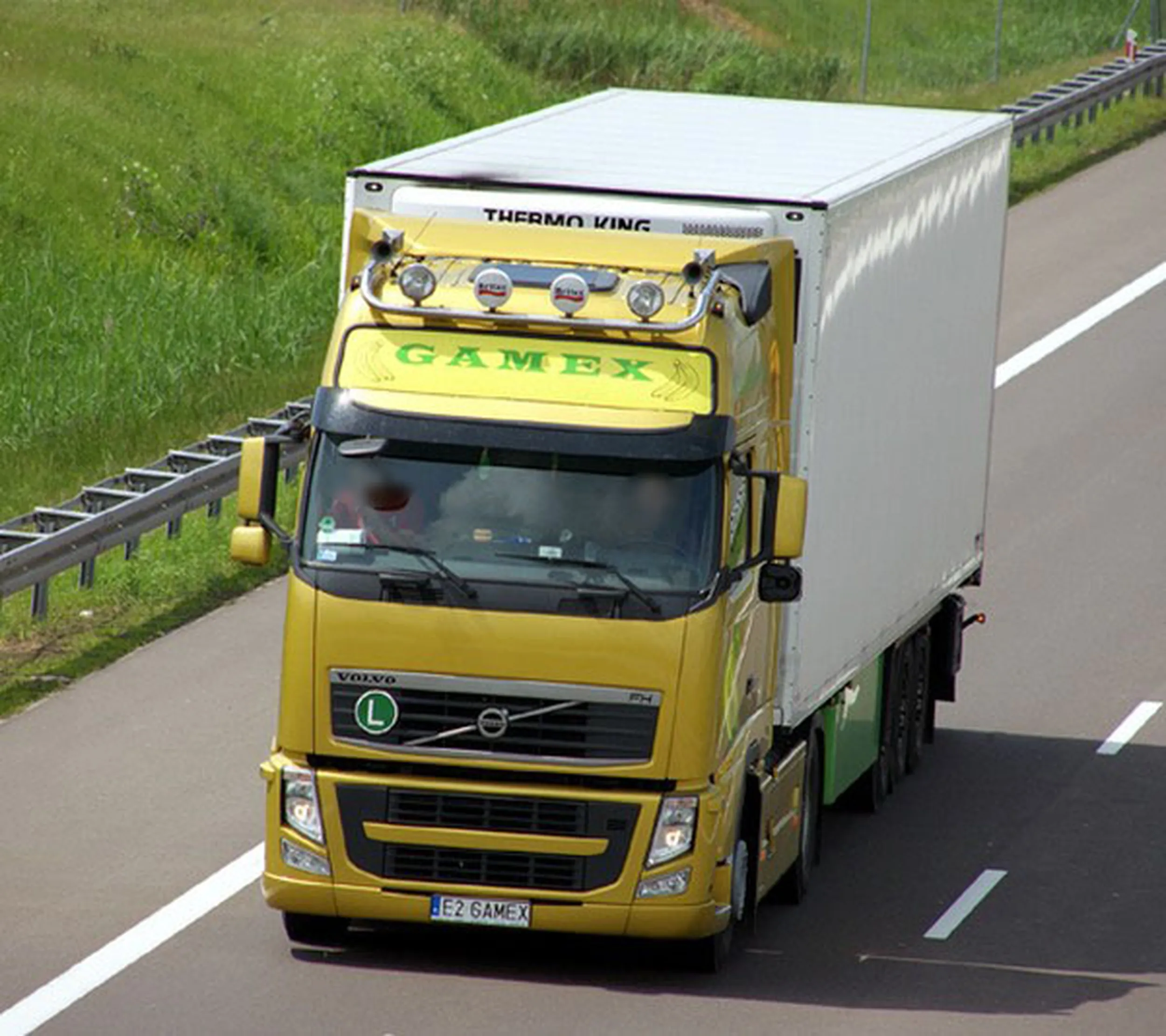 Fajny numer, blacha E2 GAMEX