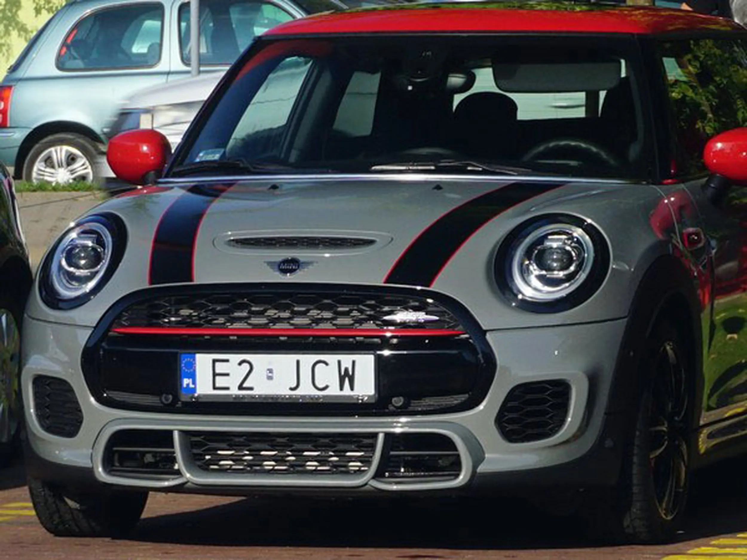 Fajny numer, blacha E2 JCW