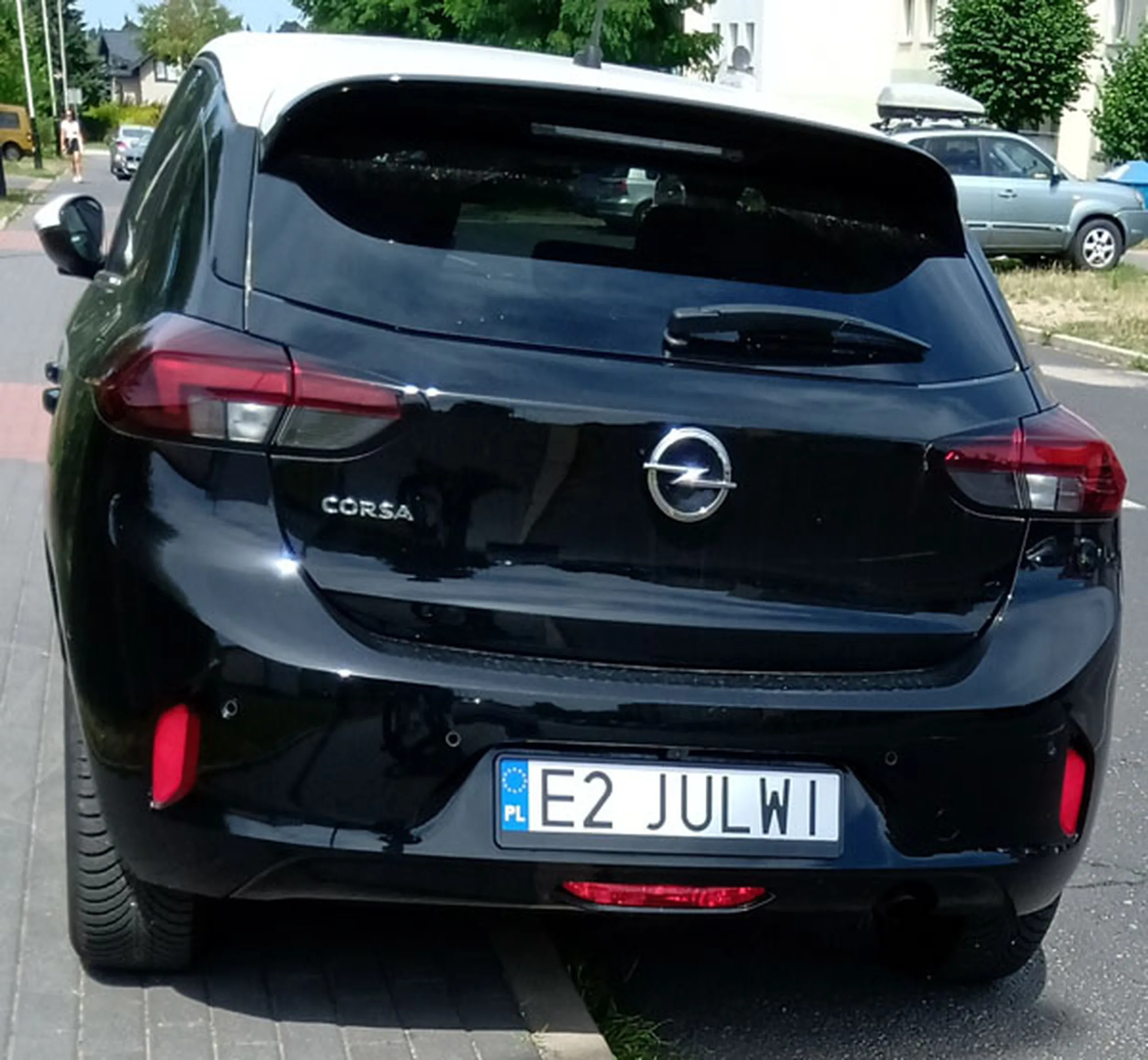 Fajny numer, blacha E2 JULWI