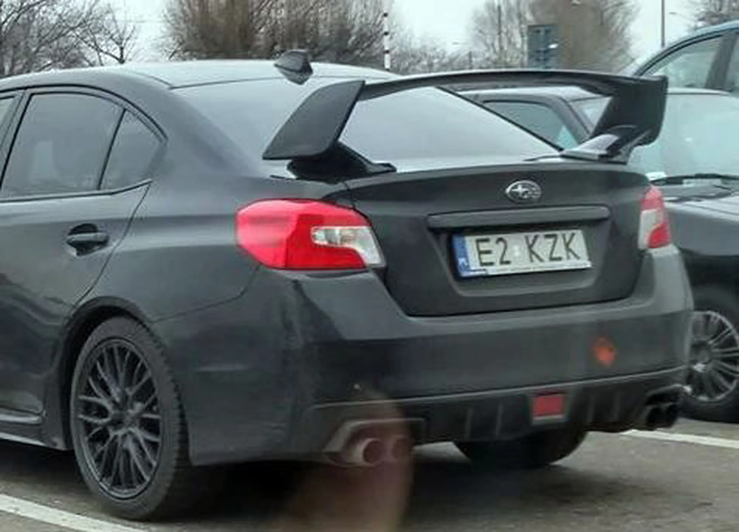 Fajny numer, blacha E2 KZK