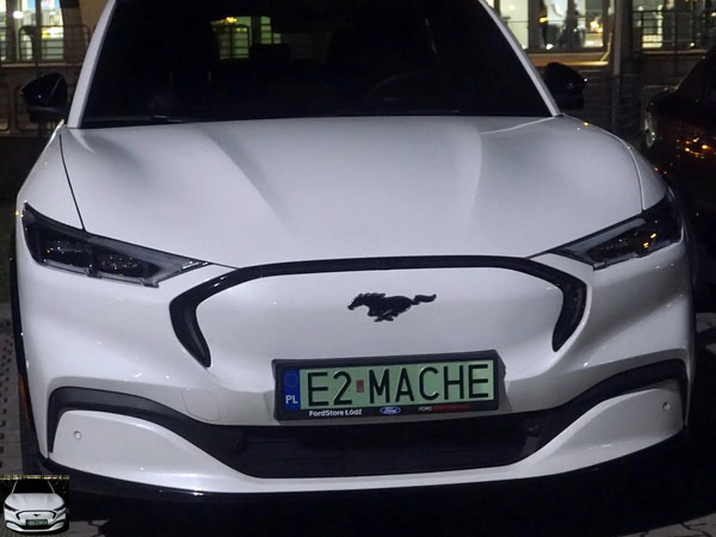 Fajny numer, blacha E2 MACHE