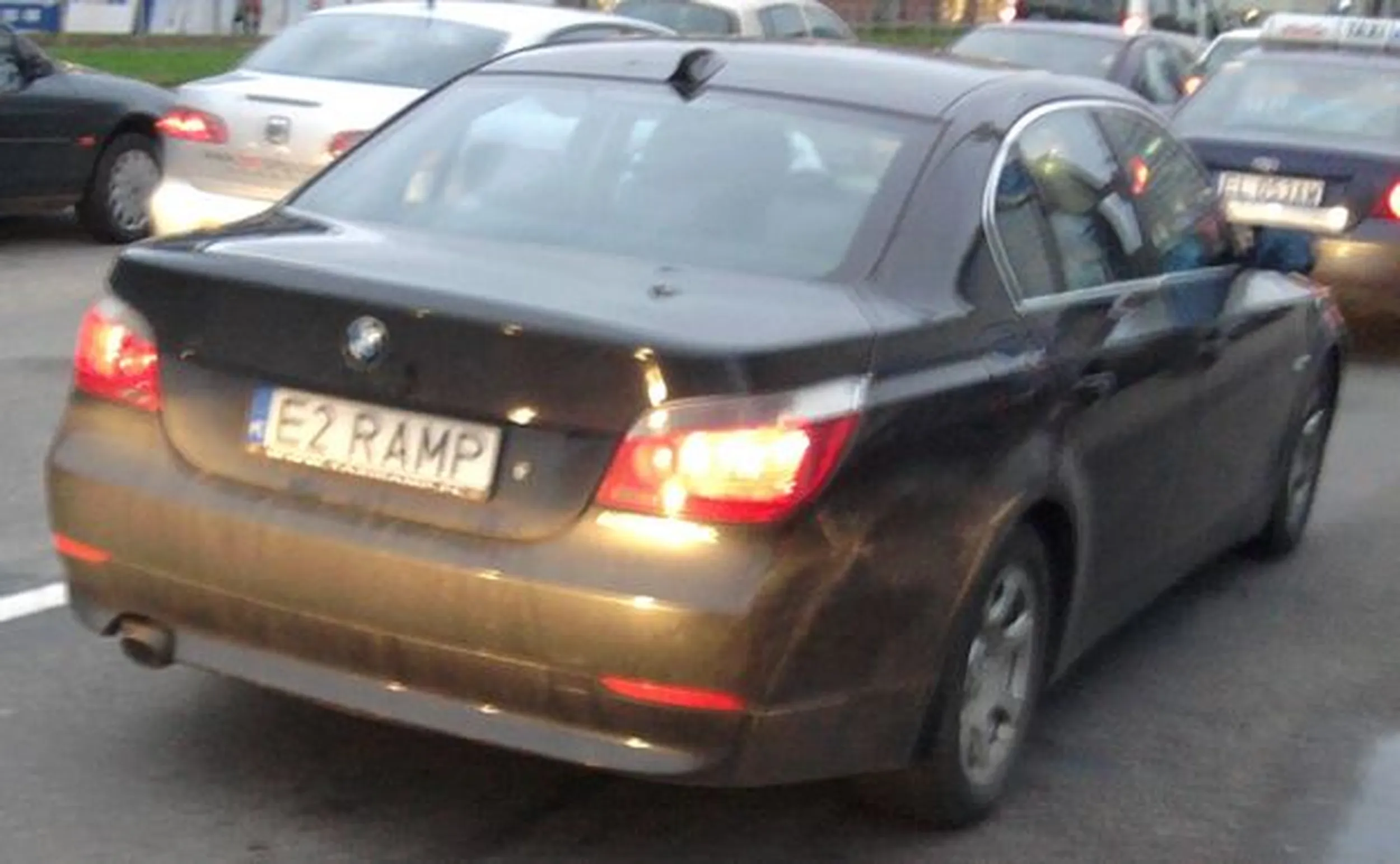 Fajny numer, blacha E2 RAMP