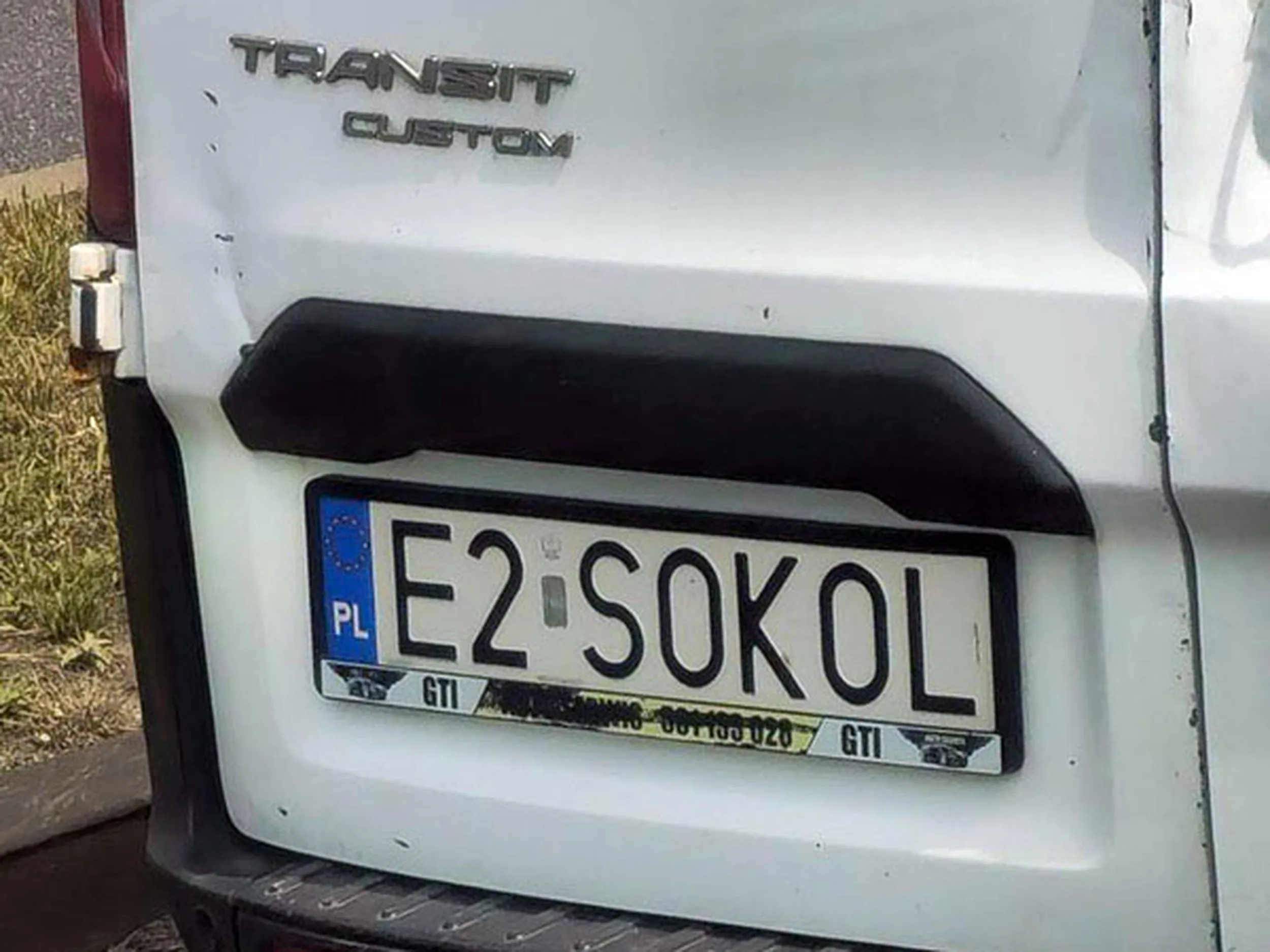 Fajny numer, blacha E2 SOKOL