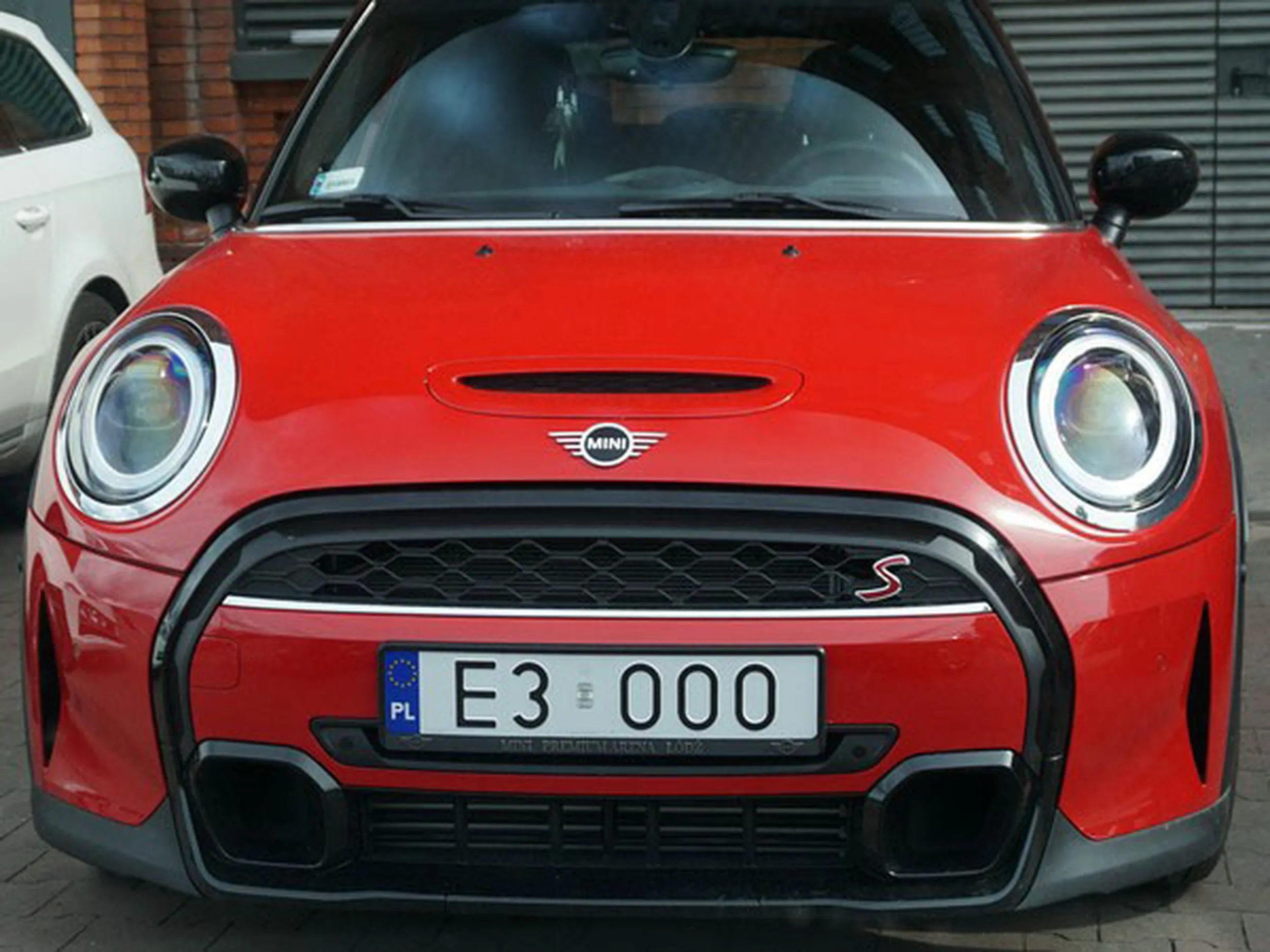 Fajny numer, blacha E3 OOO