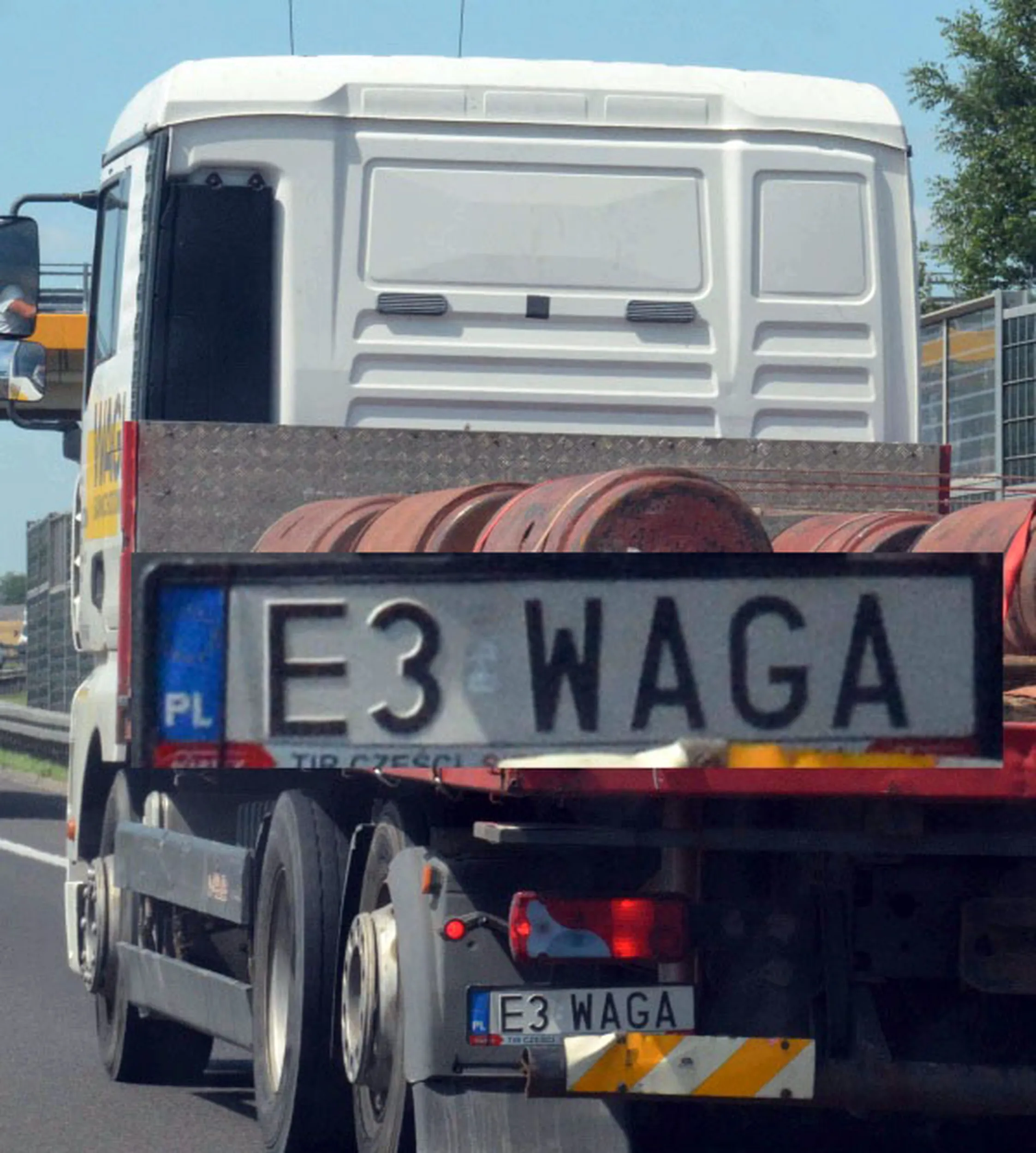 Fajny numer, blacha E3 WAGA