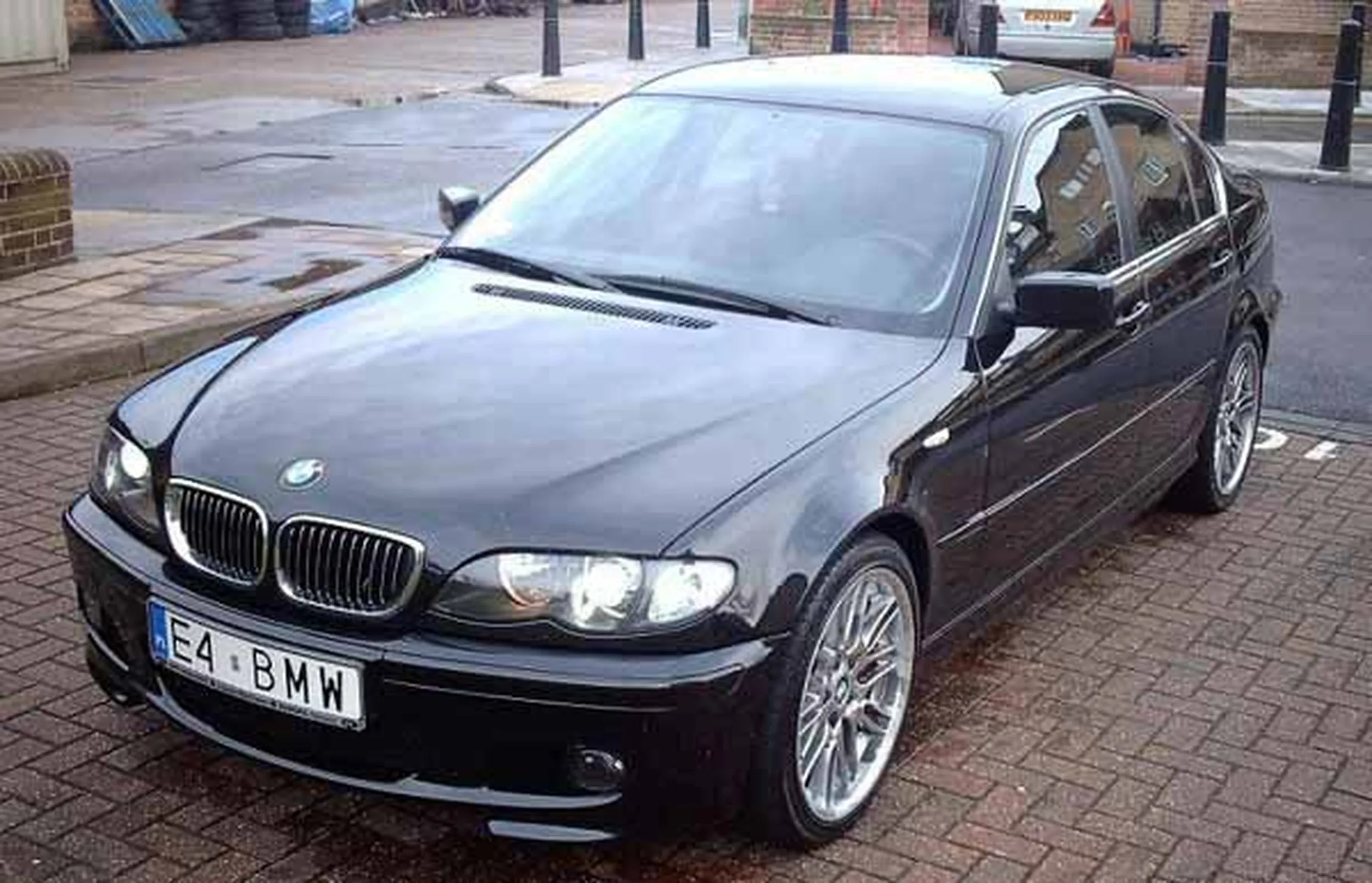 Fajny numer, blacha E4 BMW