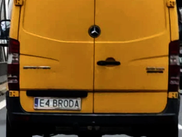 Fajny numer, blacha E4 BRODA