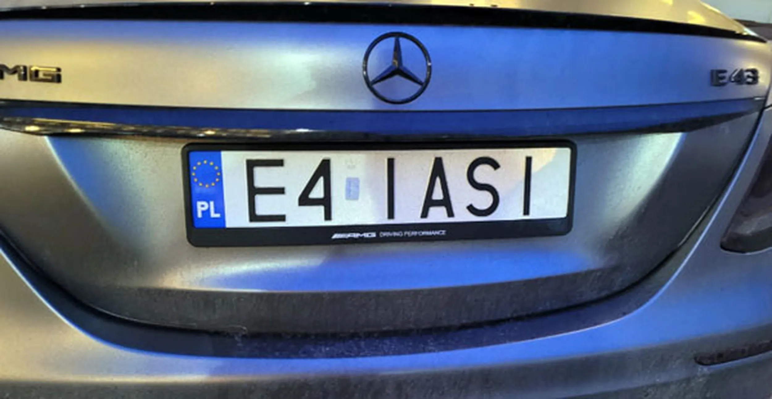 Fajny numer, blacha E4 IASI