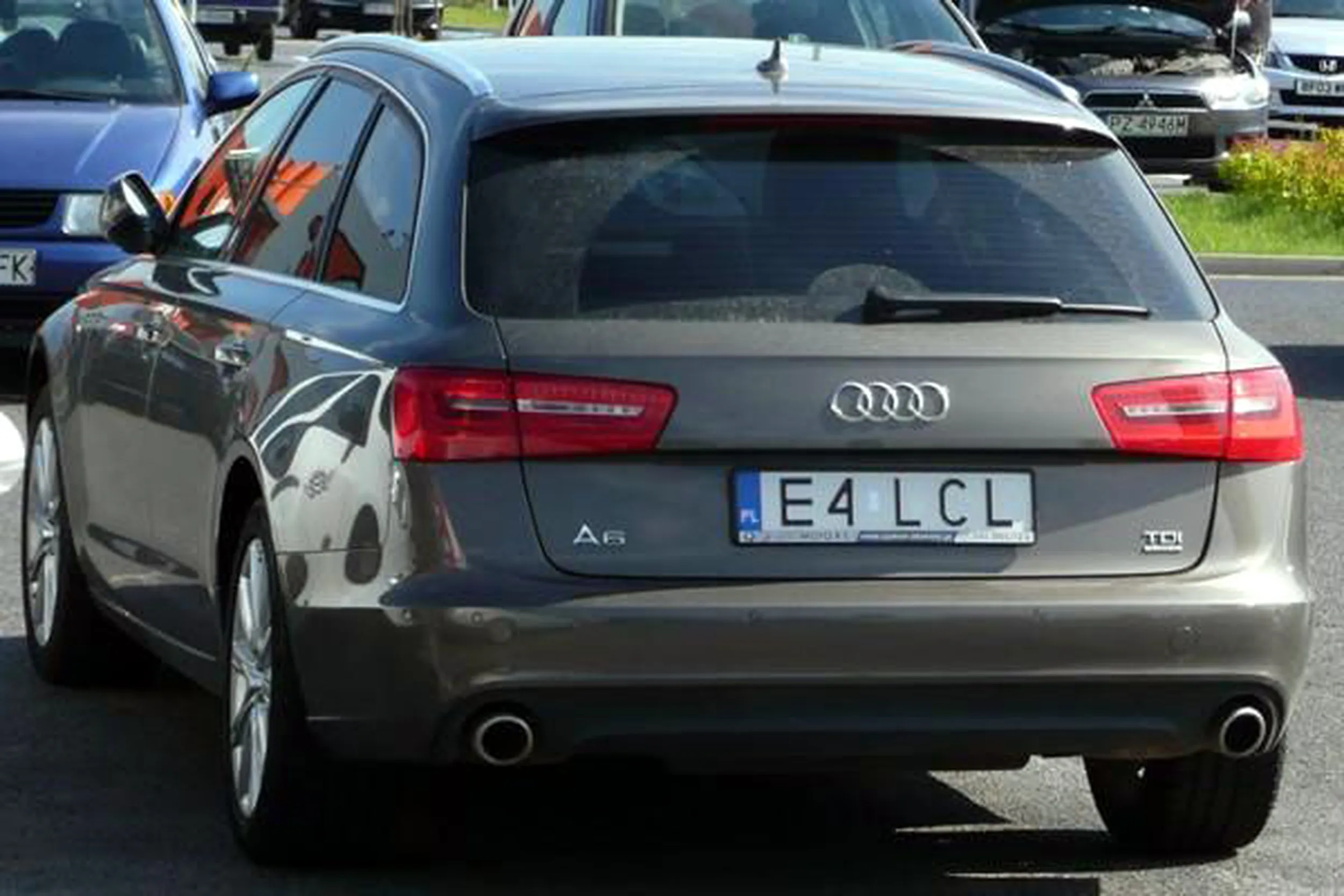 Fajny numer, blacha E4 LCL