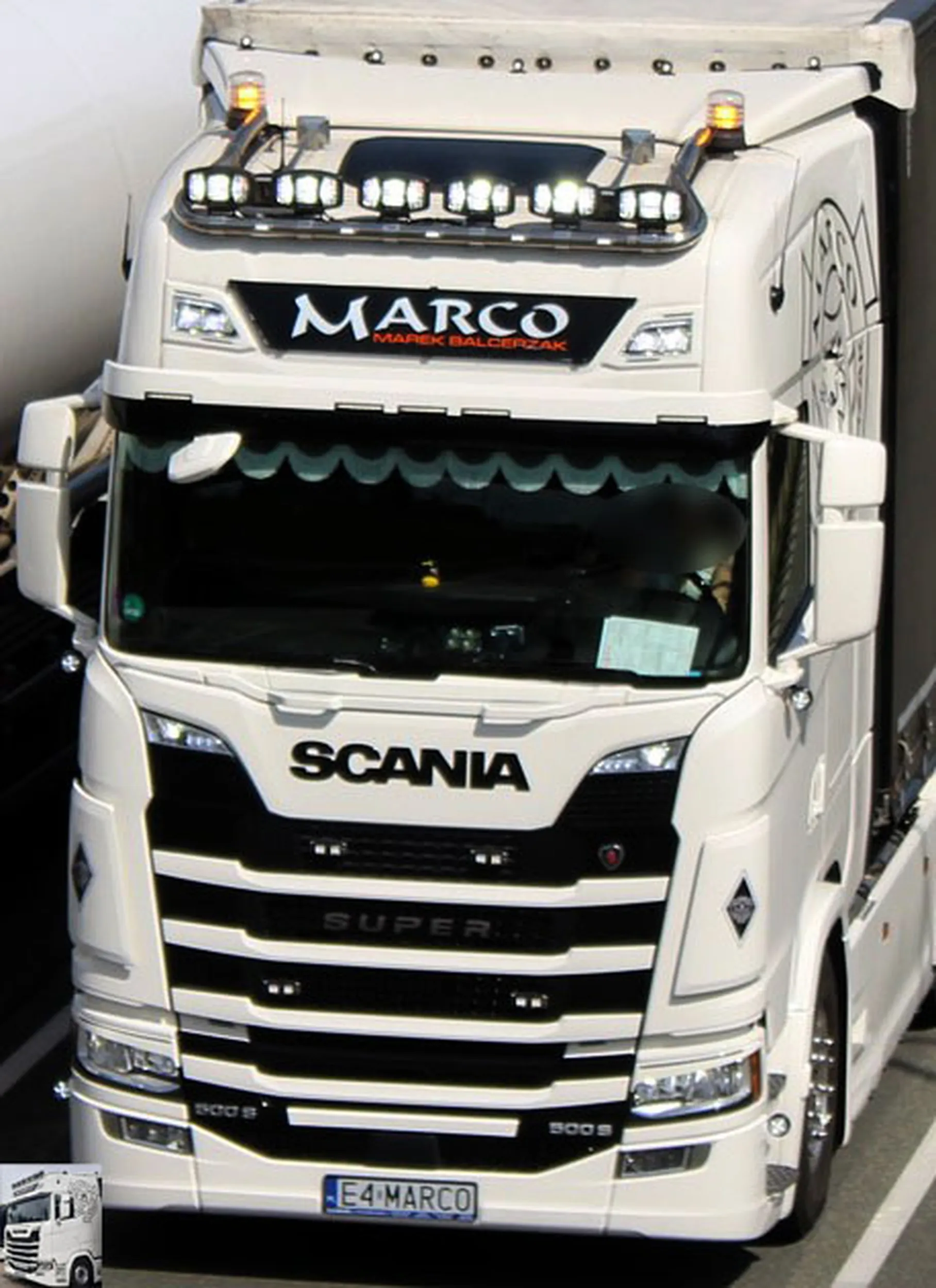 Fajny numer, blacha E4 MARCO