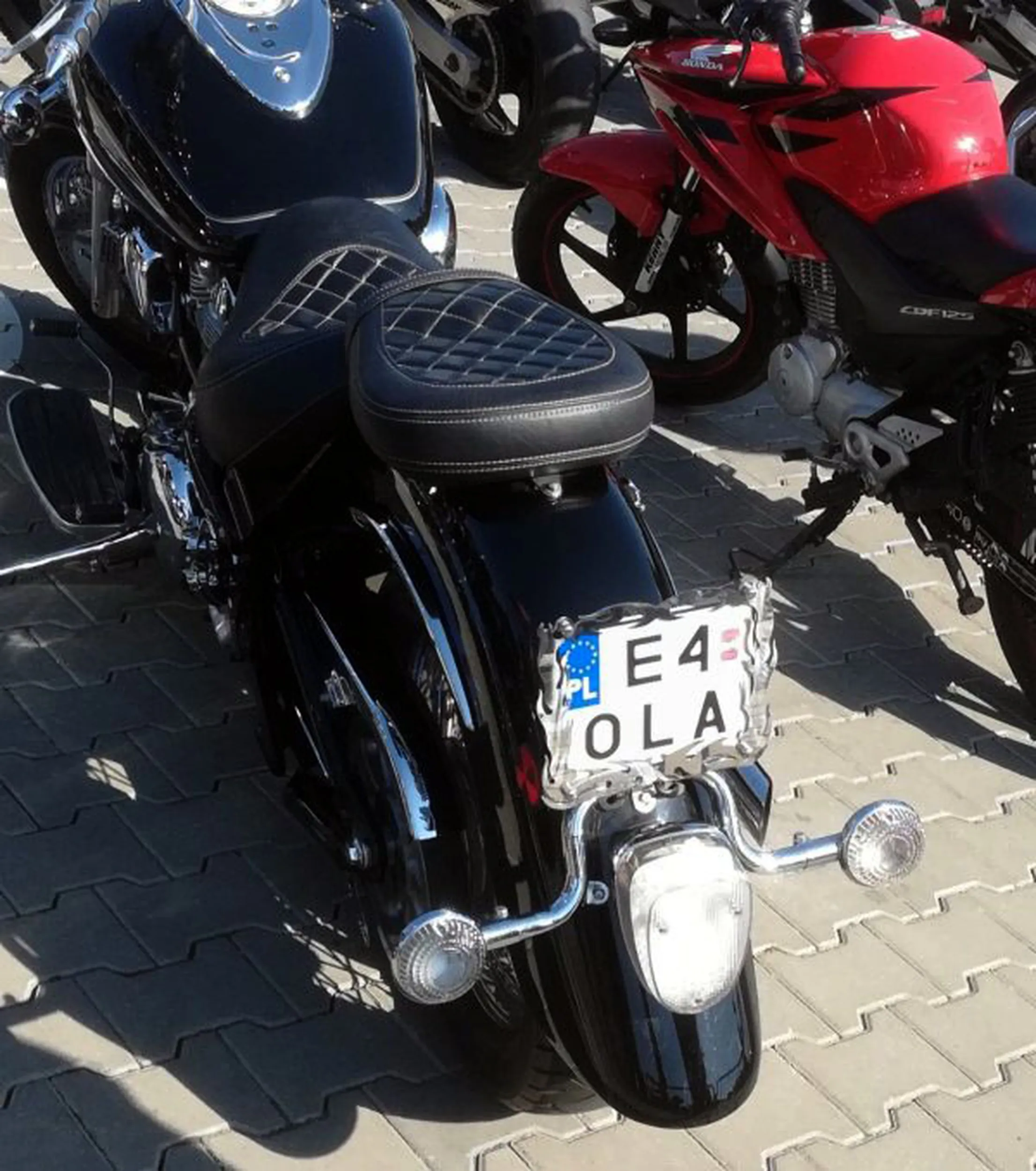 Fajny numer, blacha E4 OLA