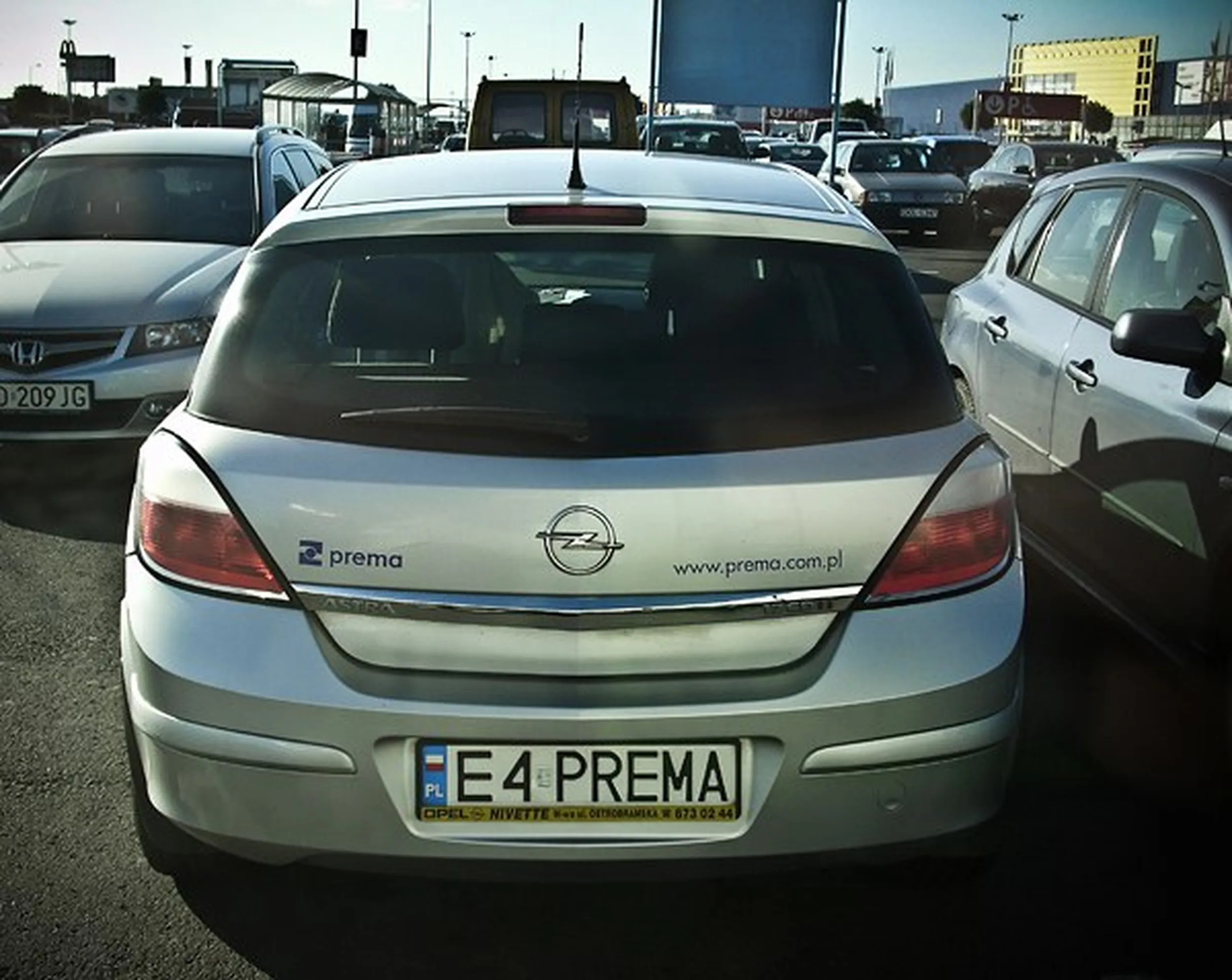 Fajny numer, blacha E4 PREMA