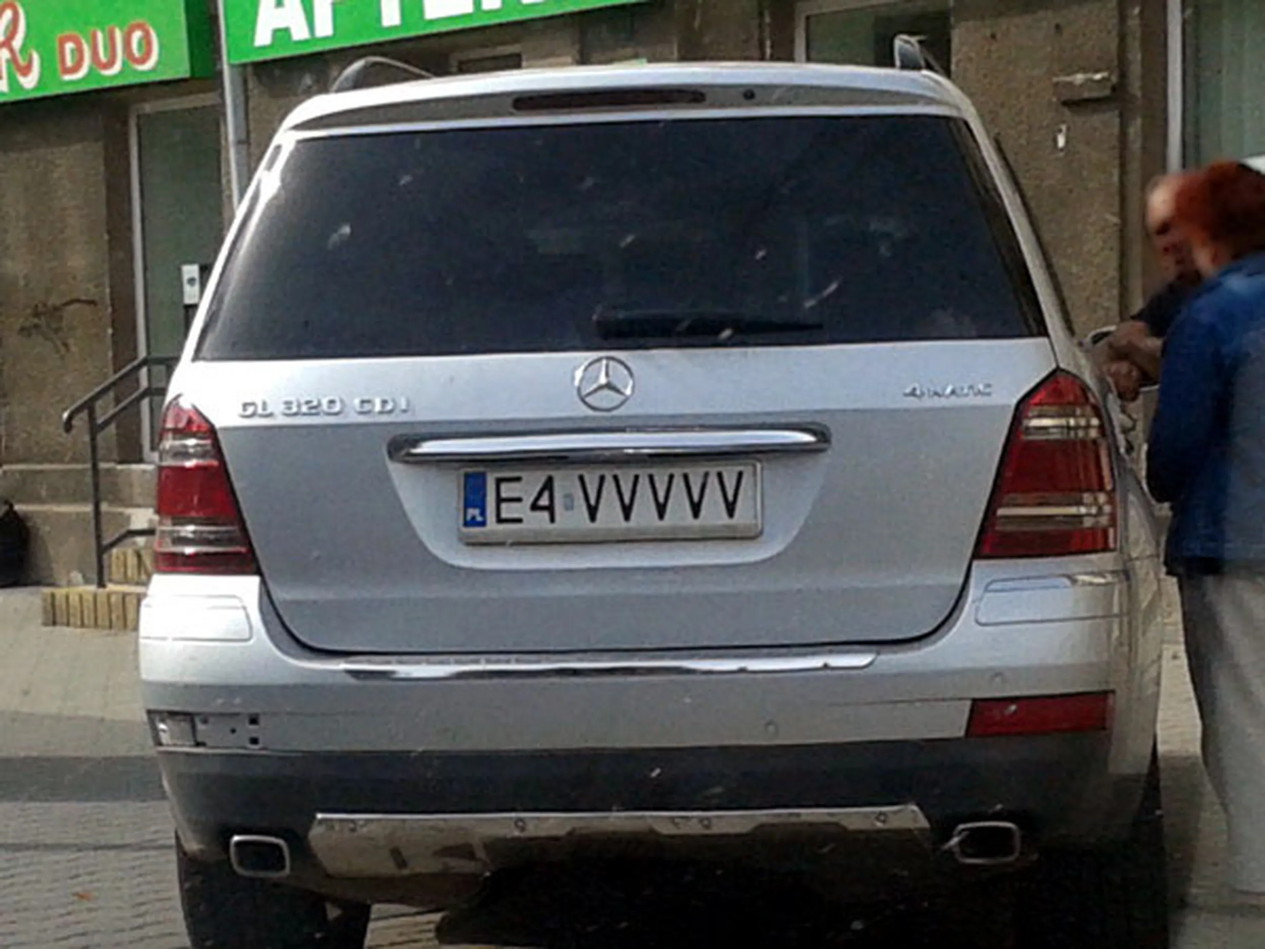 Fajny numer, blacha E4 VVVVV