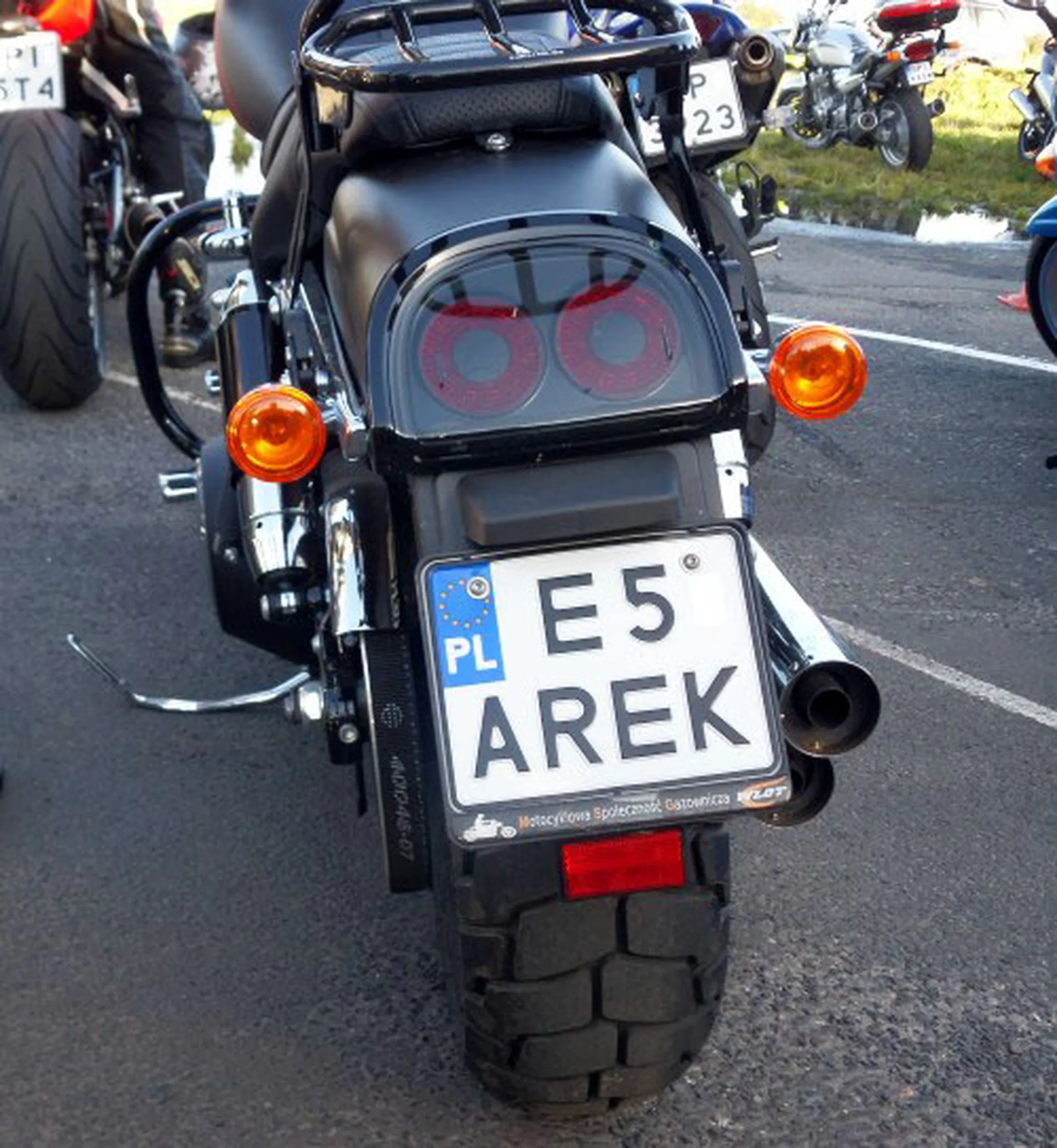 Fajny numer, blacha E5 AREK