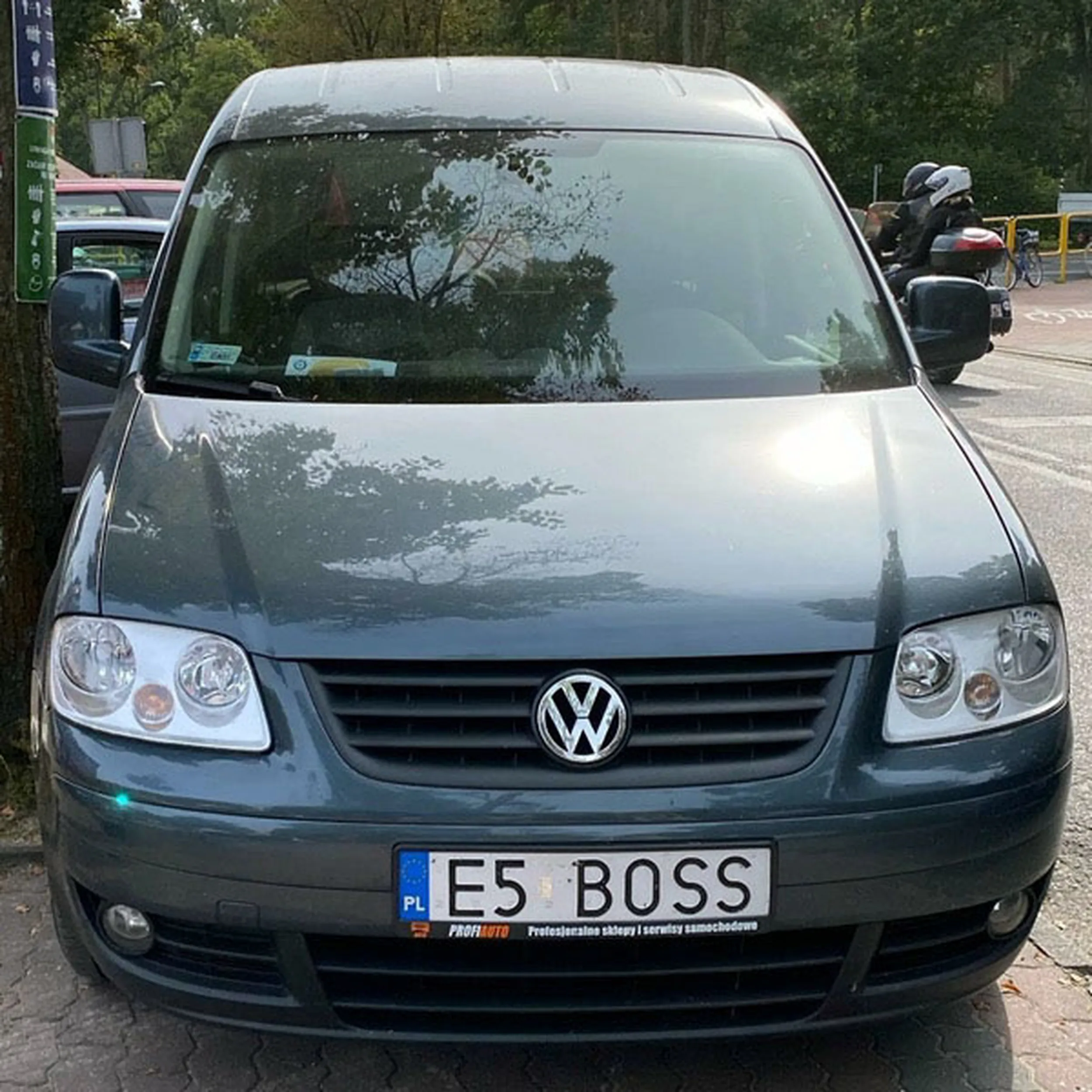 Fajny numer, blacha E5 BOSS