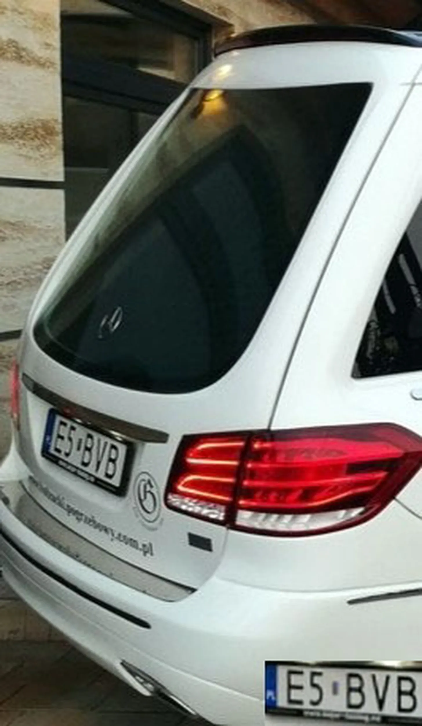 Fajny numer, blacha E5 BVB