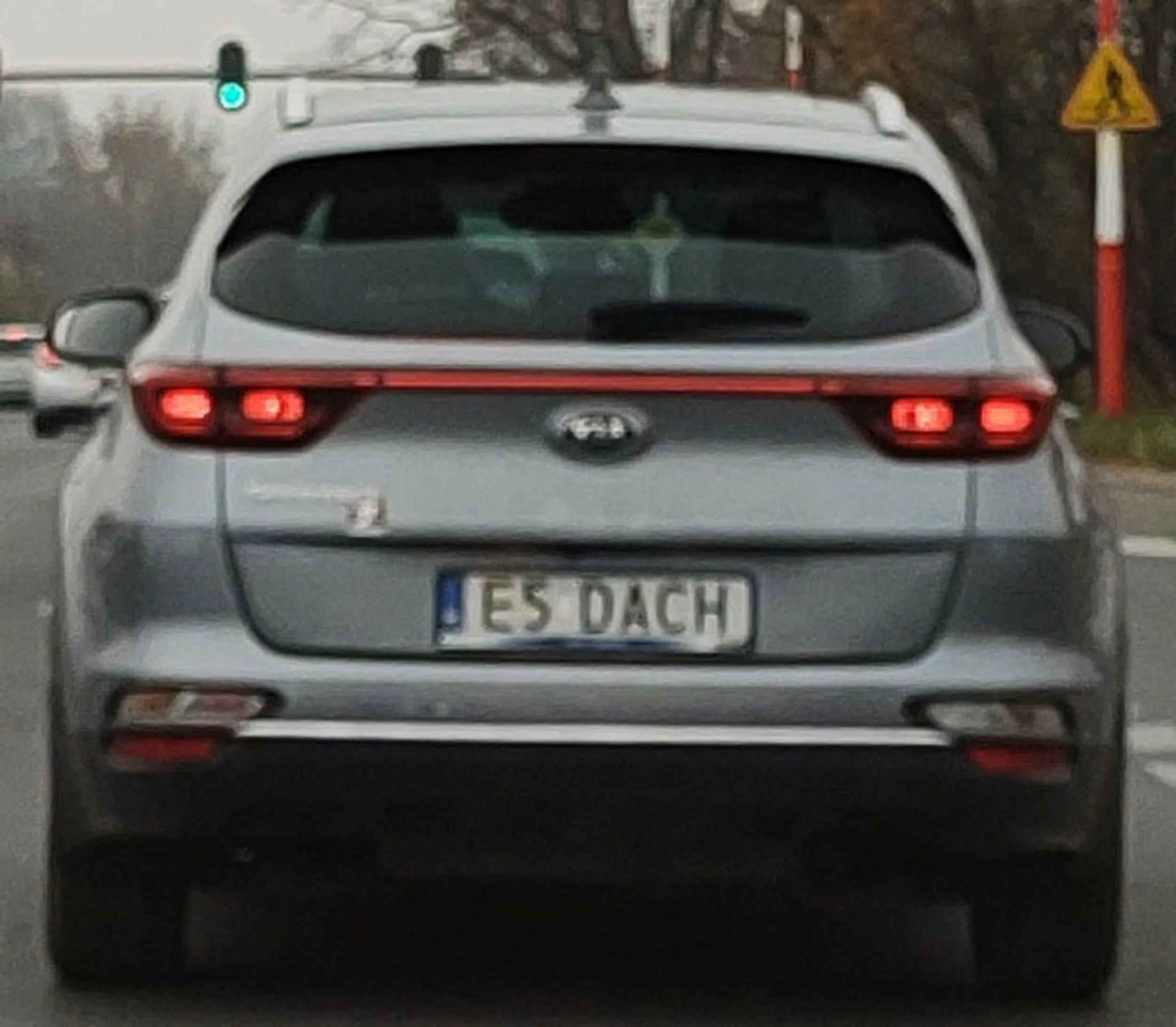 Fajny numer, blacha E5 DACH