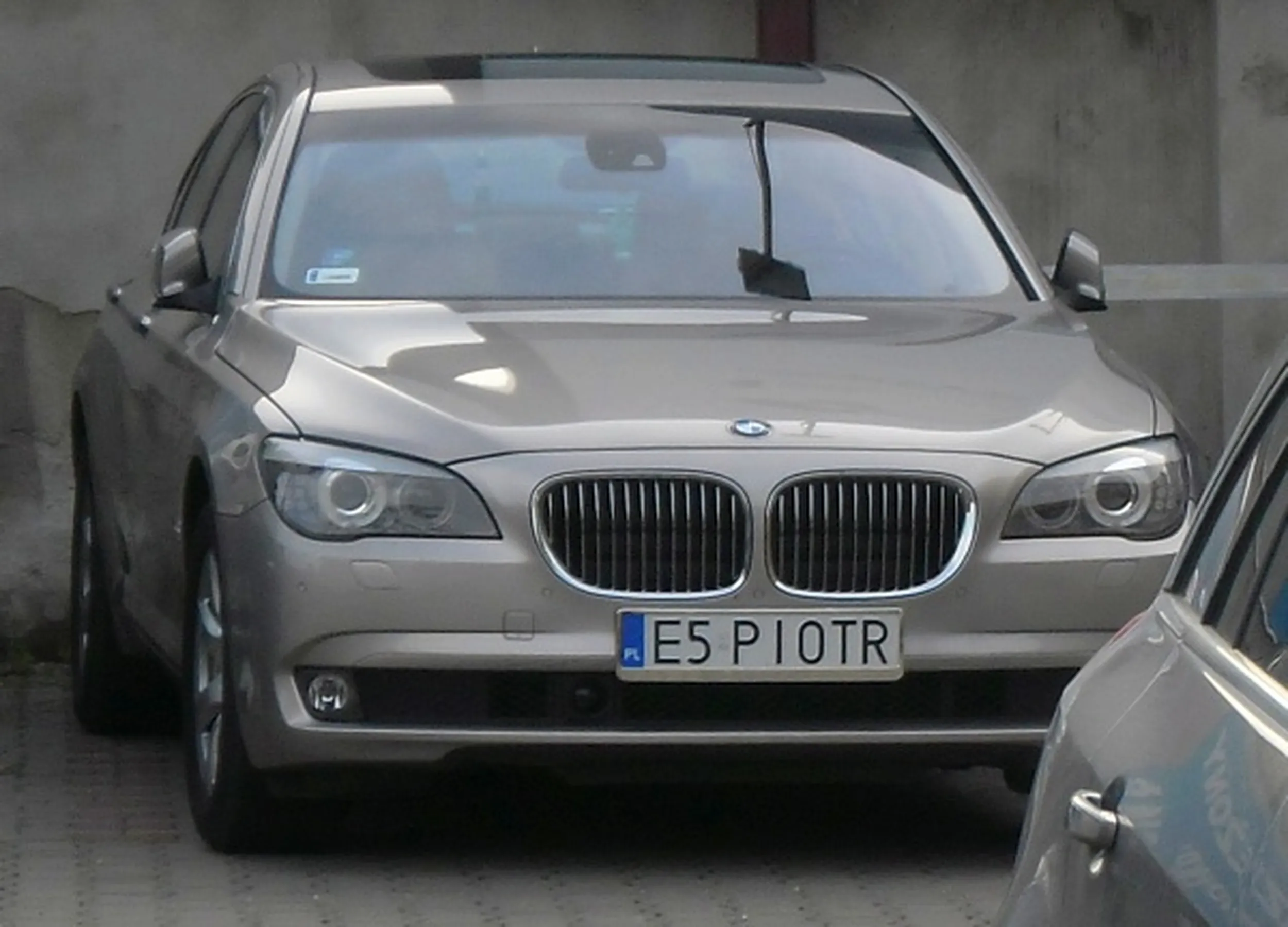 Fajny numer, blacha E5 PIOTR