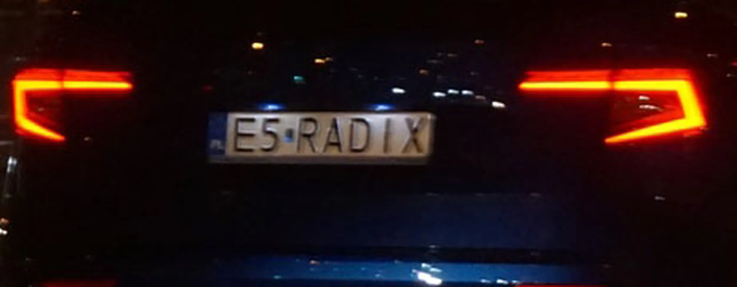 Fajny numer, blacha E5 RADIX