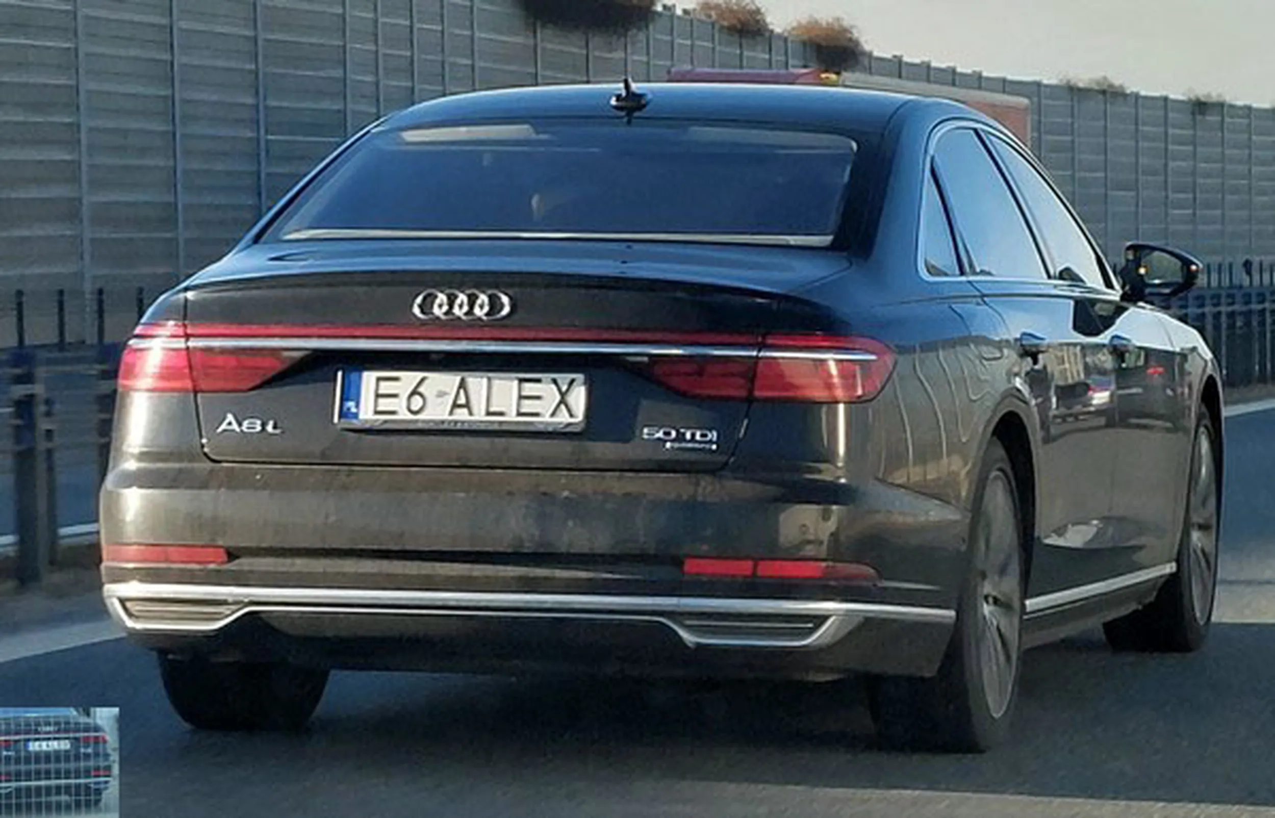 Fajny numer, blacha E6 ALEX