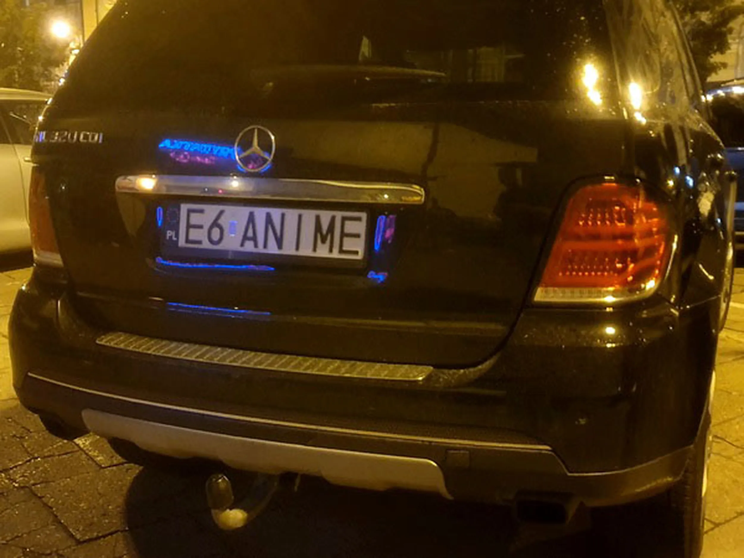 Fajny numer, blacha E6 ANIME