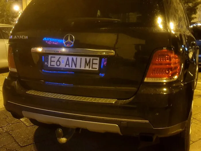 Fajny numer, blacha E6 ANIME