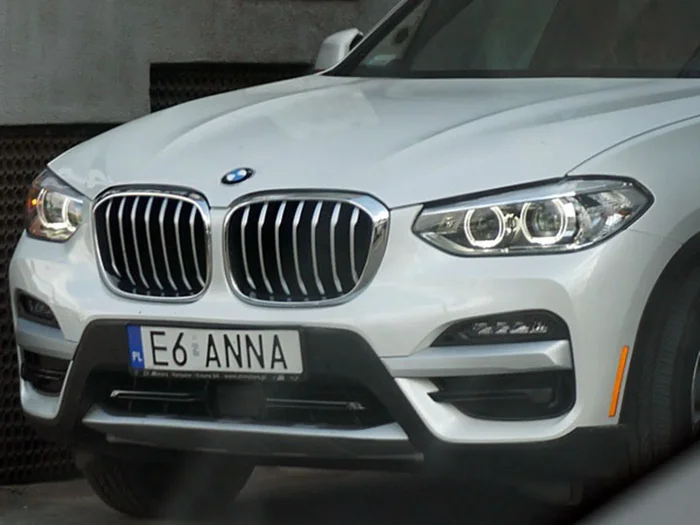 Fajny numer, blacha E6 ANNA