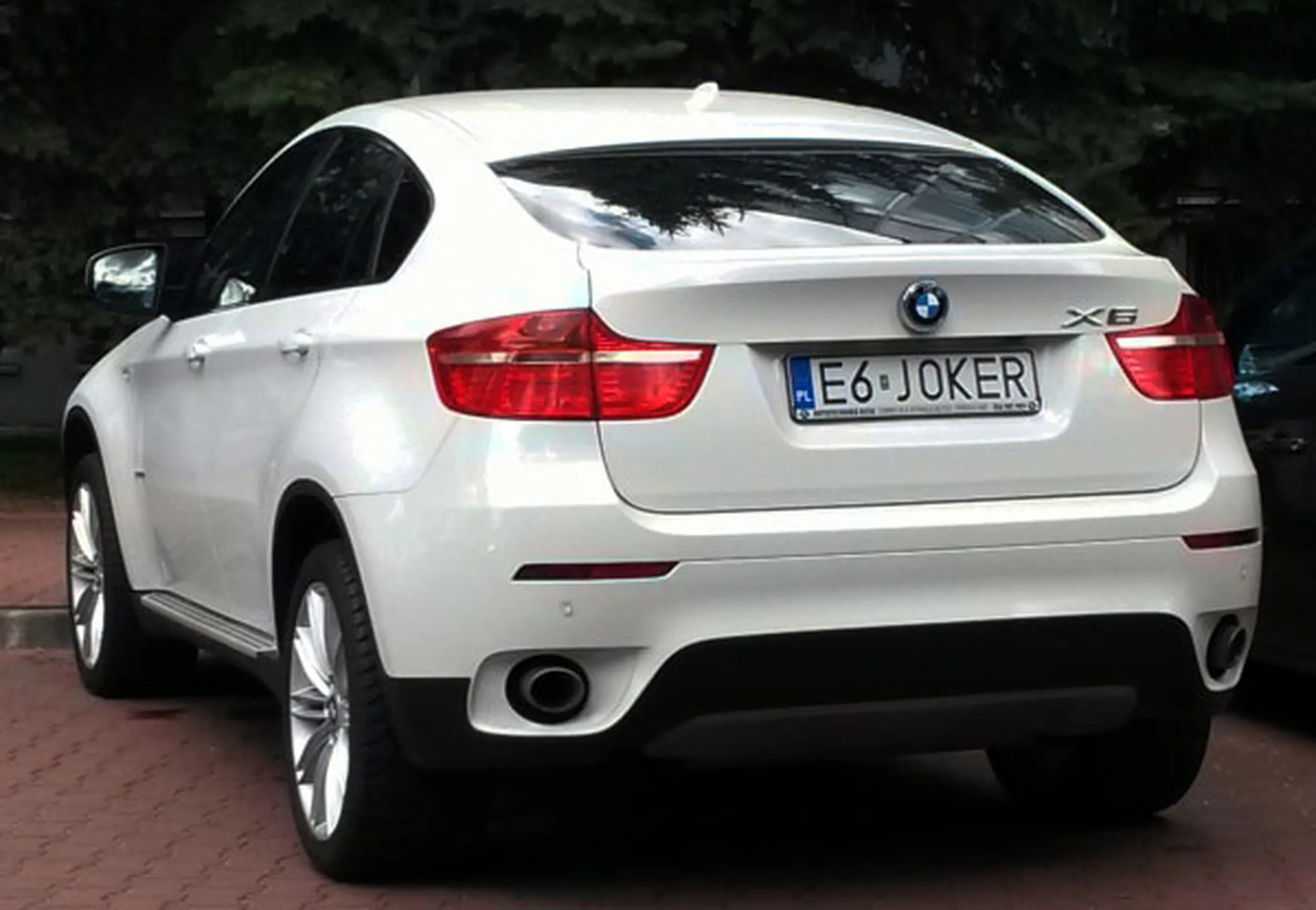 Fajny numer, blacha E6 JOKER