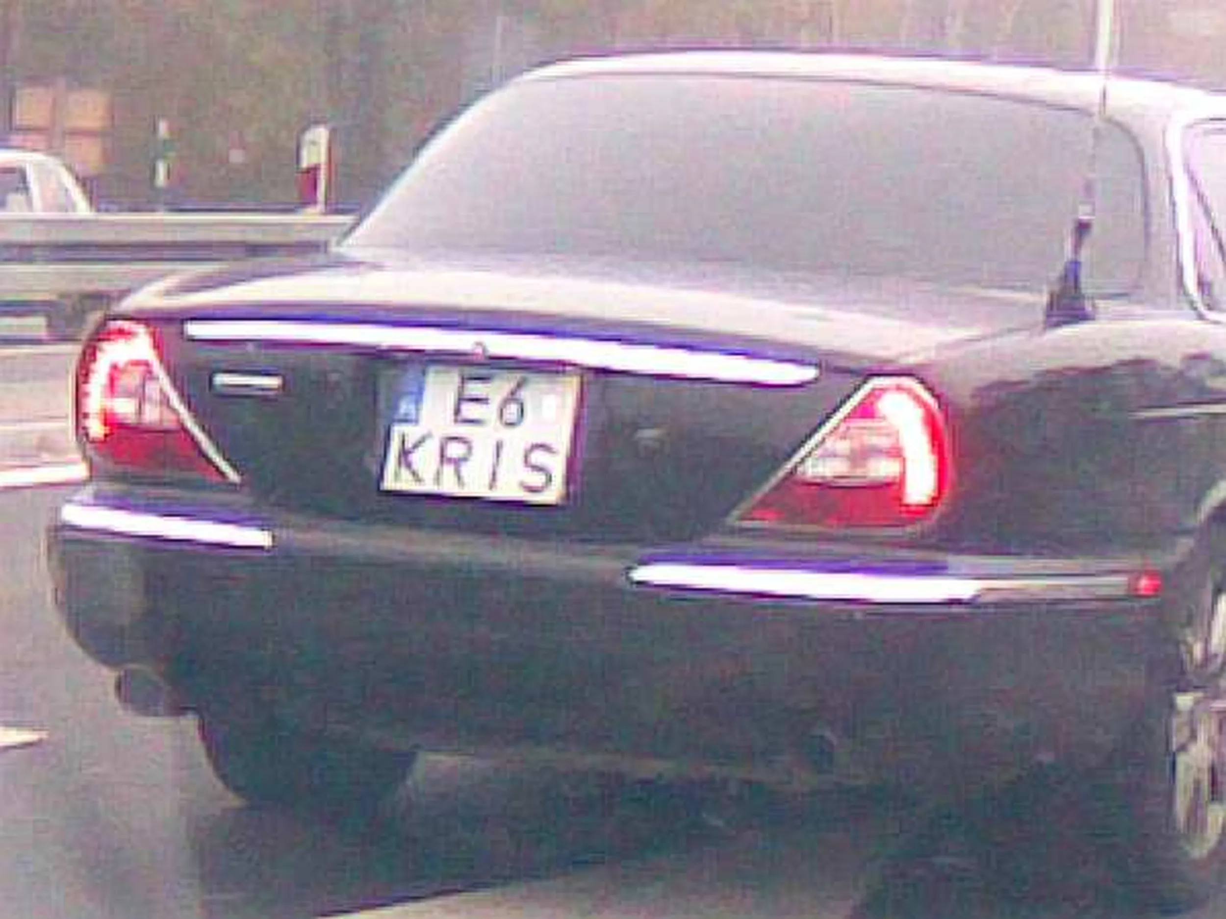 Fajny numer, blacha E6 KRIS