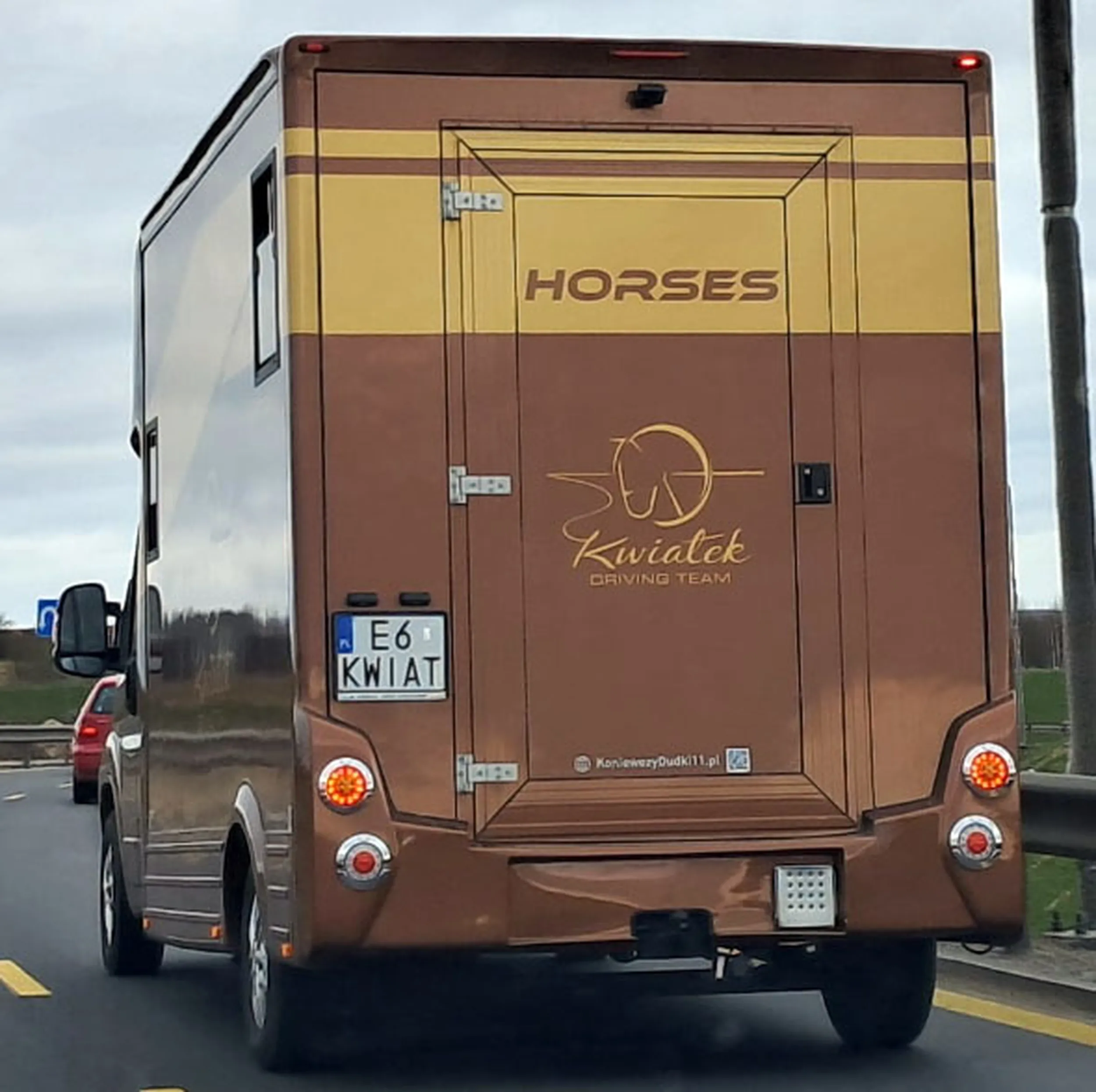 Fajny numer, blacha E6 KWIAT