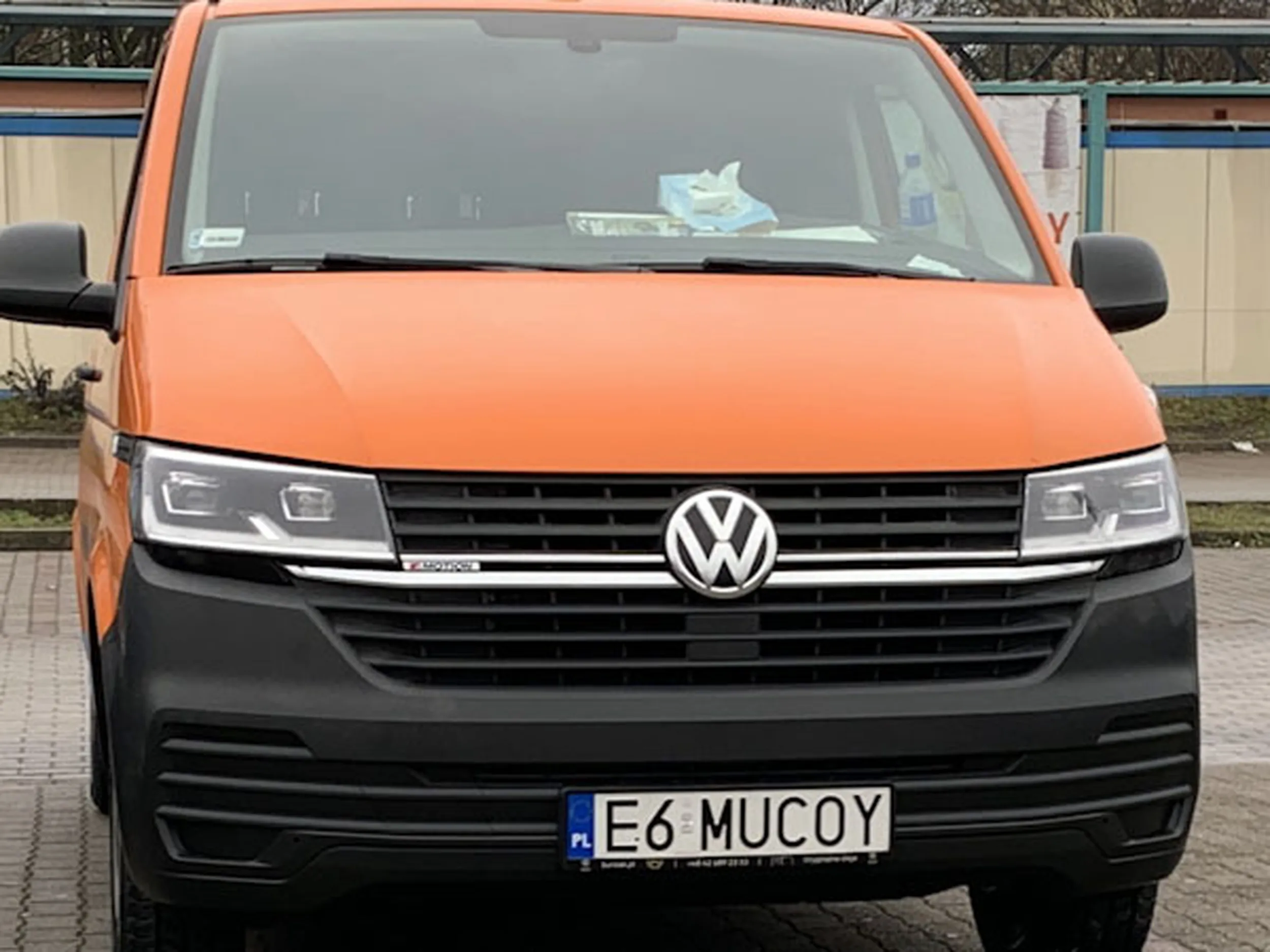 Fajny numer, blacha E6 MUCOY