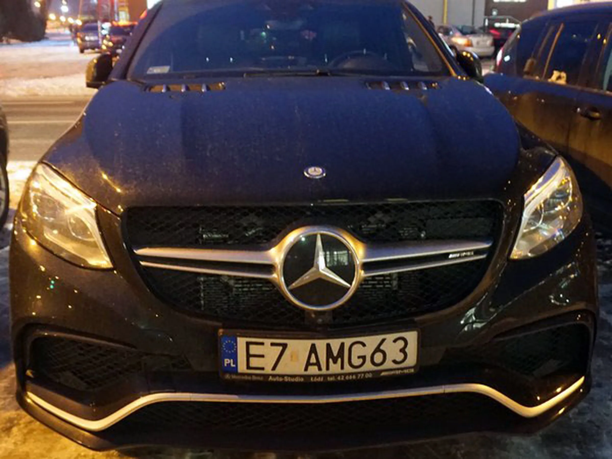 Fajny numer, blacha E7 AMG63