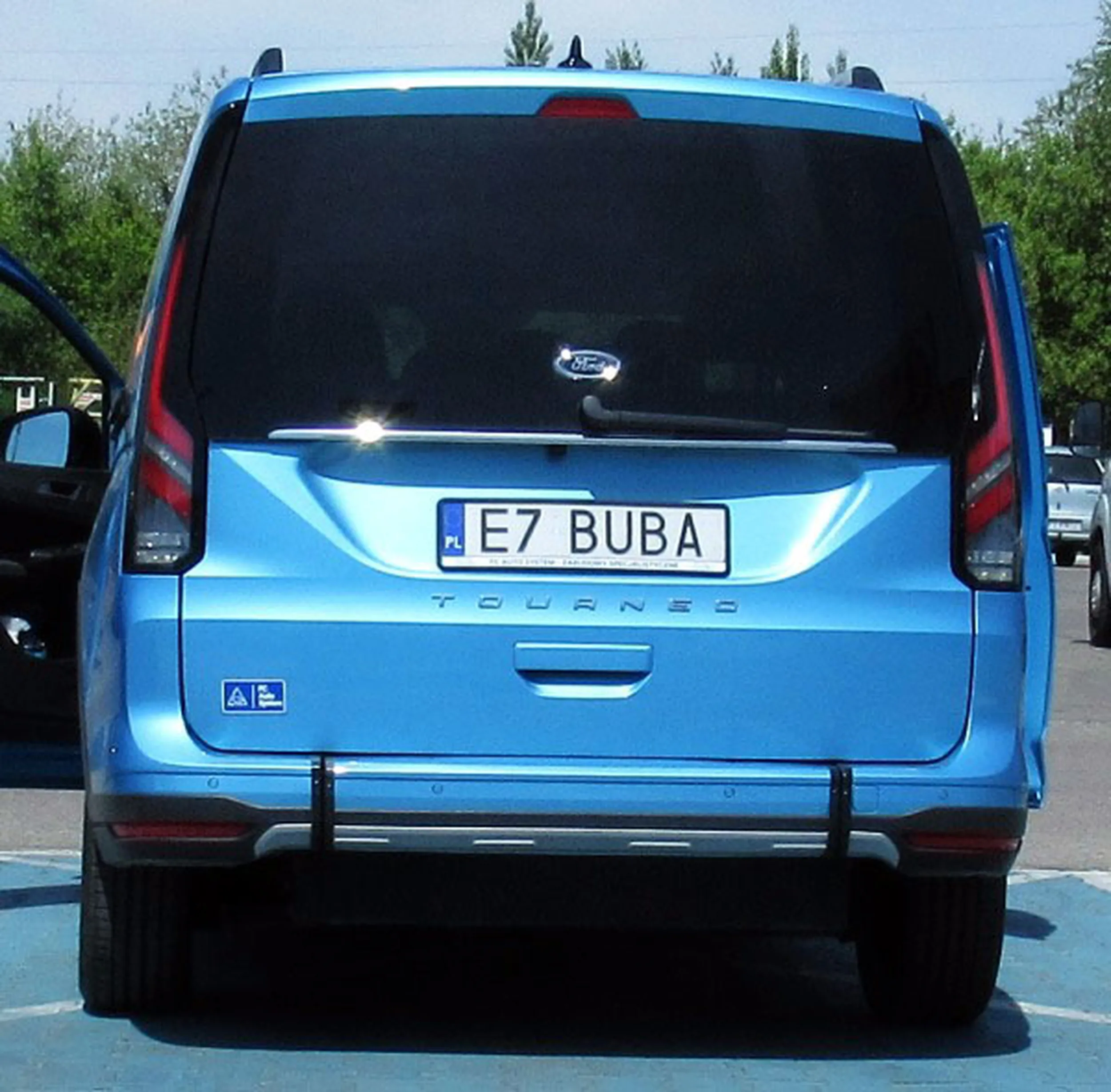 Fajny numer, blacha E7 BUBA