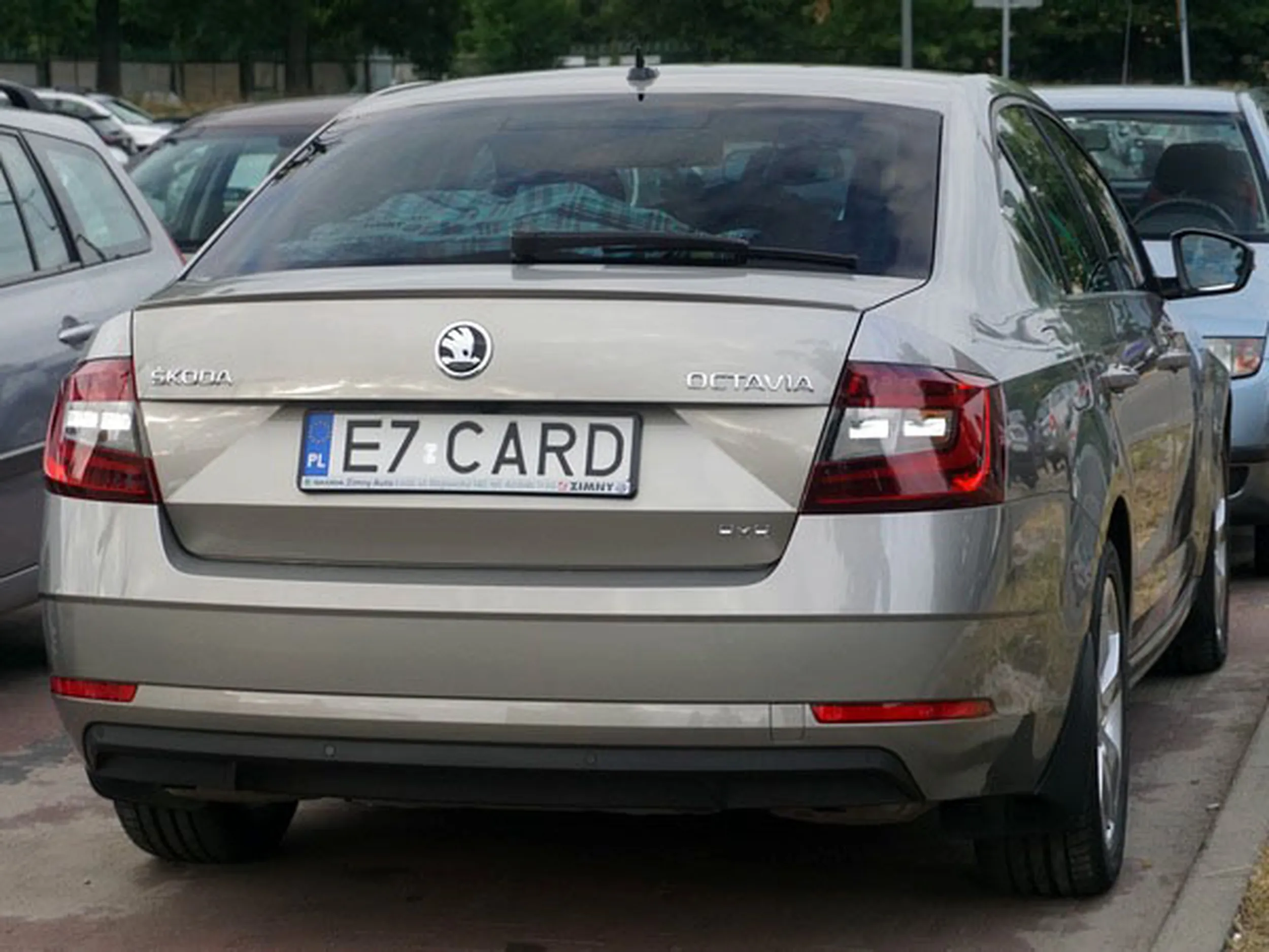 Fajny numer, blacha E7 CARD