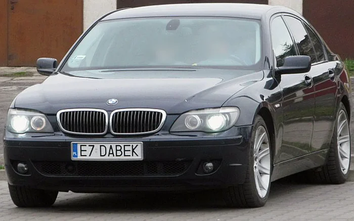 Fajny numer, blacha E7 DABEK