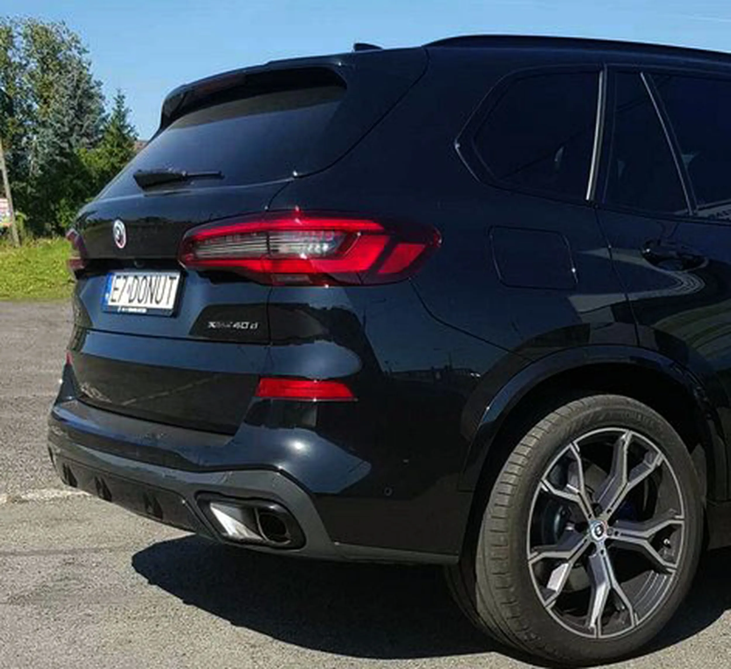 Fajny numer, blacha E7 DONUT