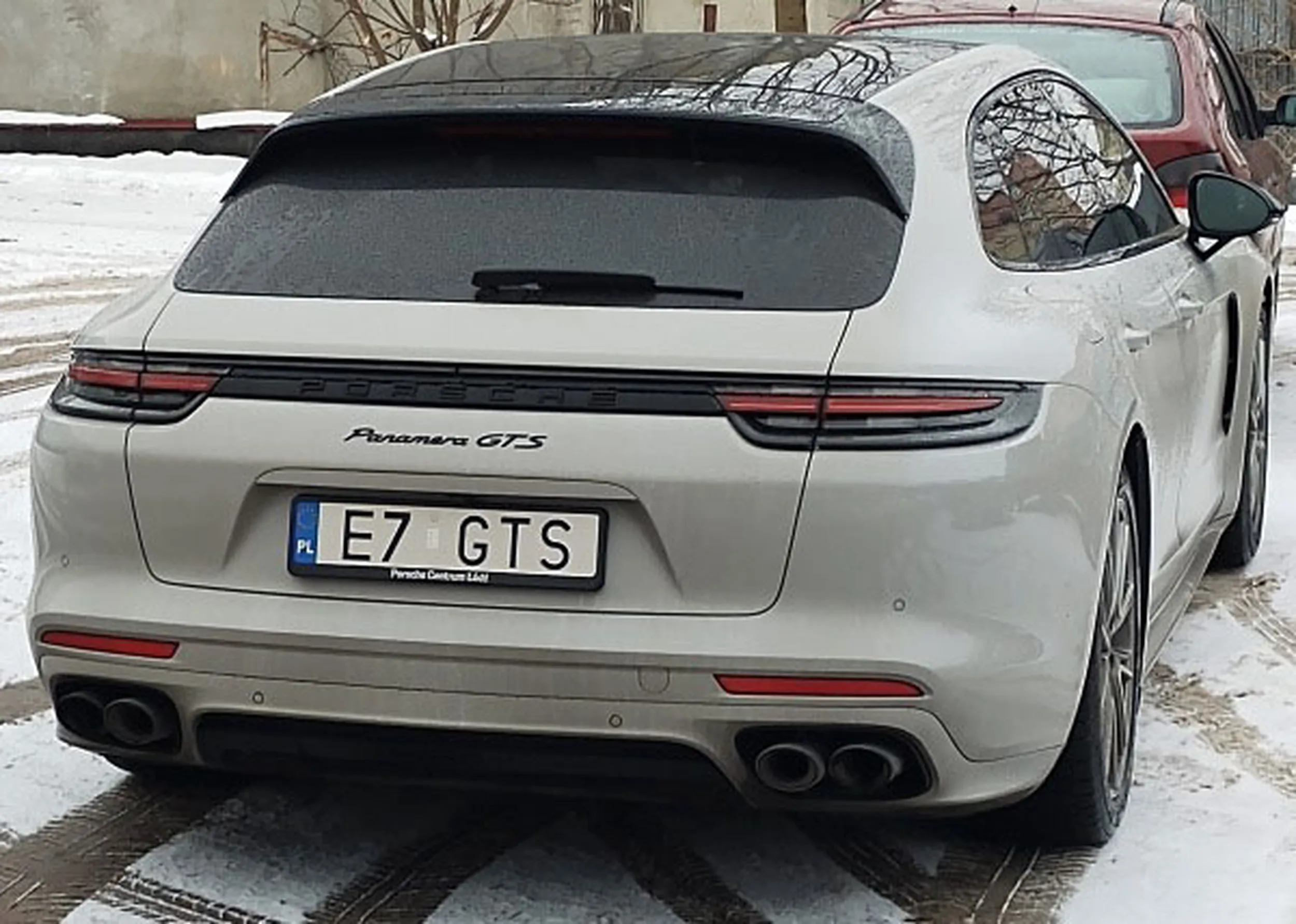 Fajny numer, blacha E7 GTS