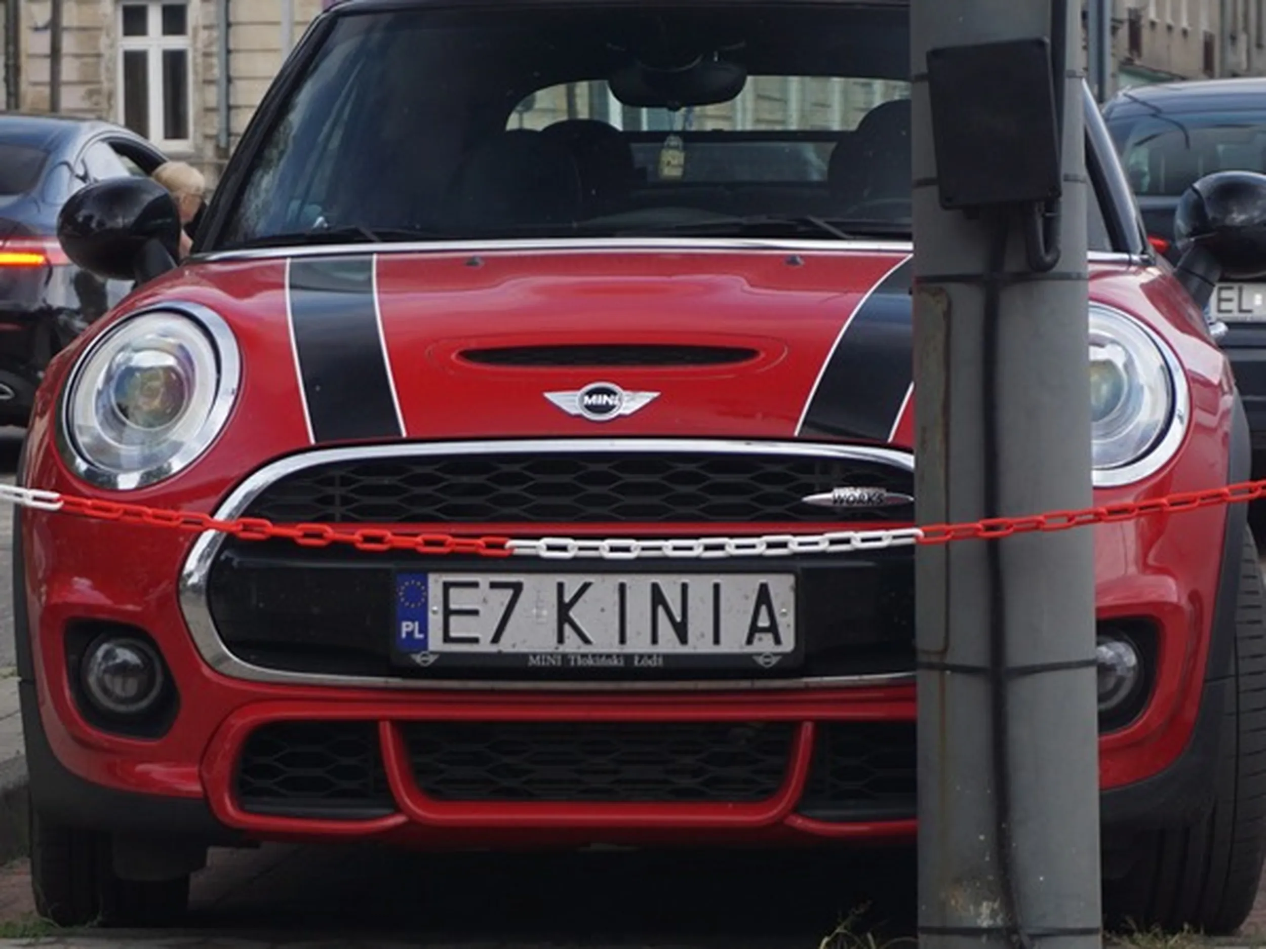 Fajny numer, blacha E7 KINIA