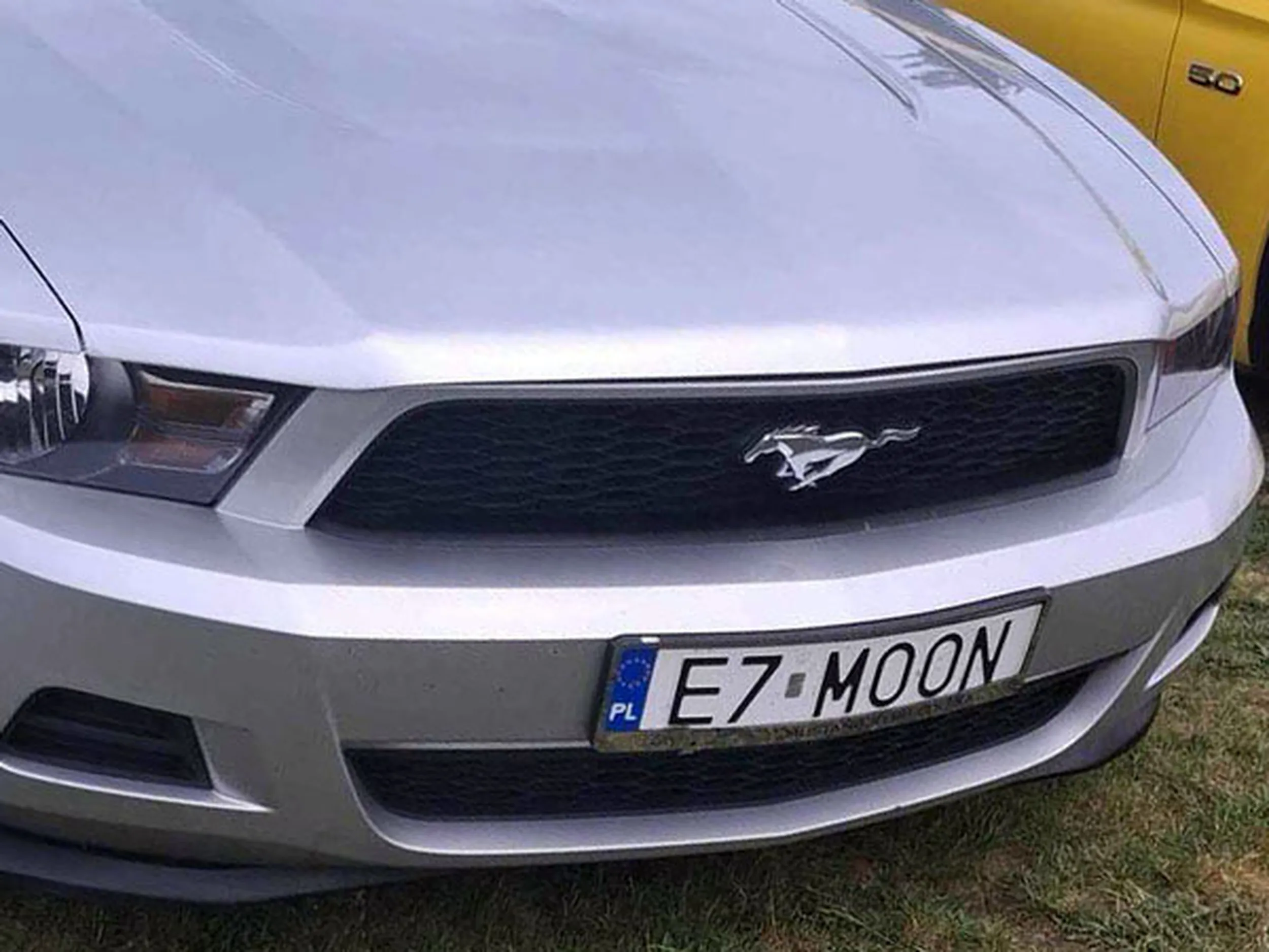 Fajny numer, blacha E7 MOON