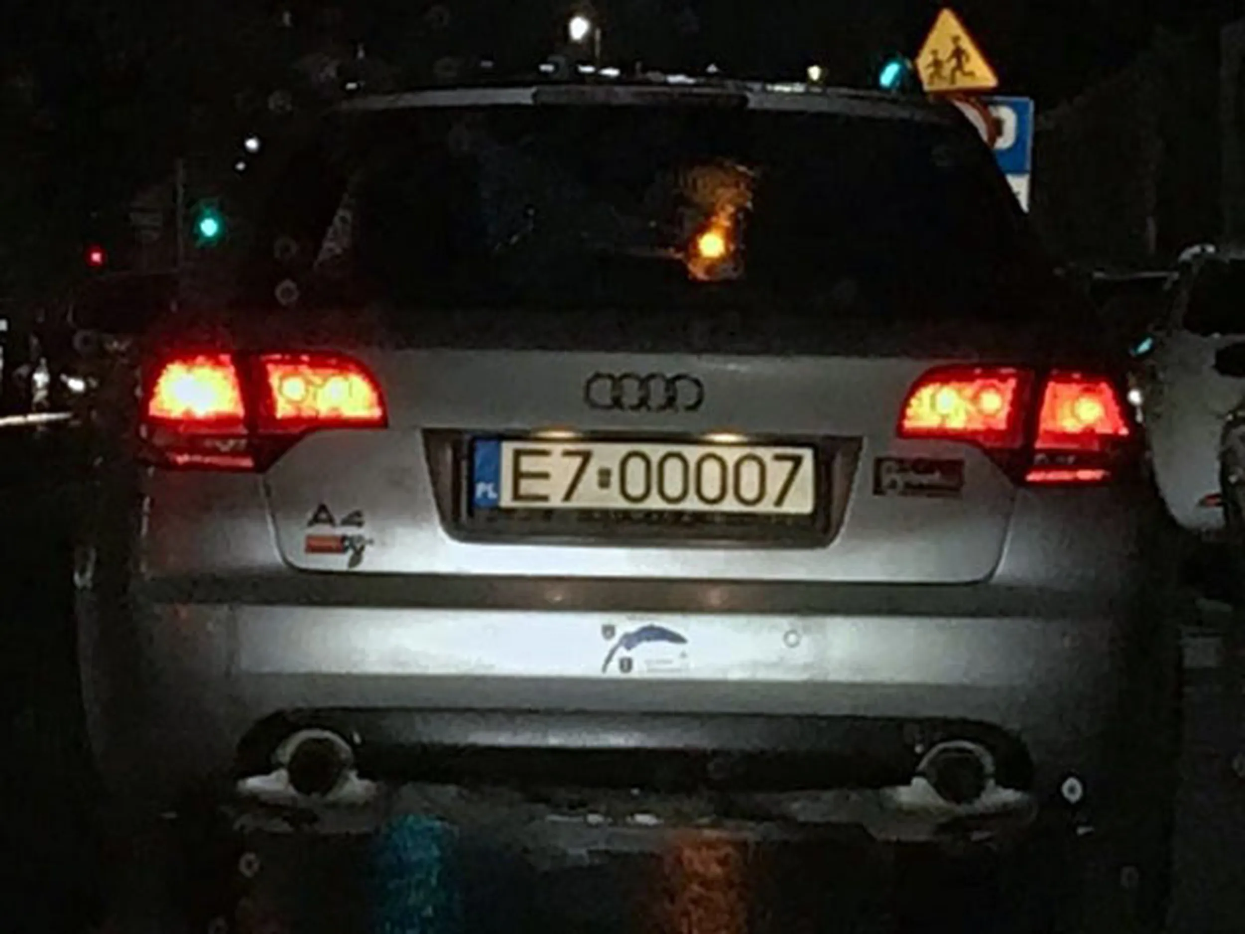 Fajny numer, blacha E7 OOOO7